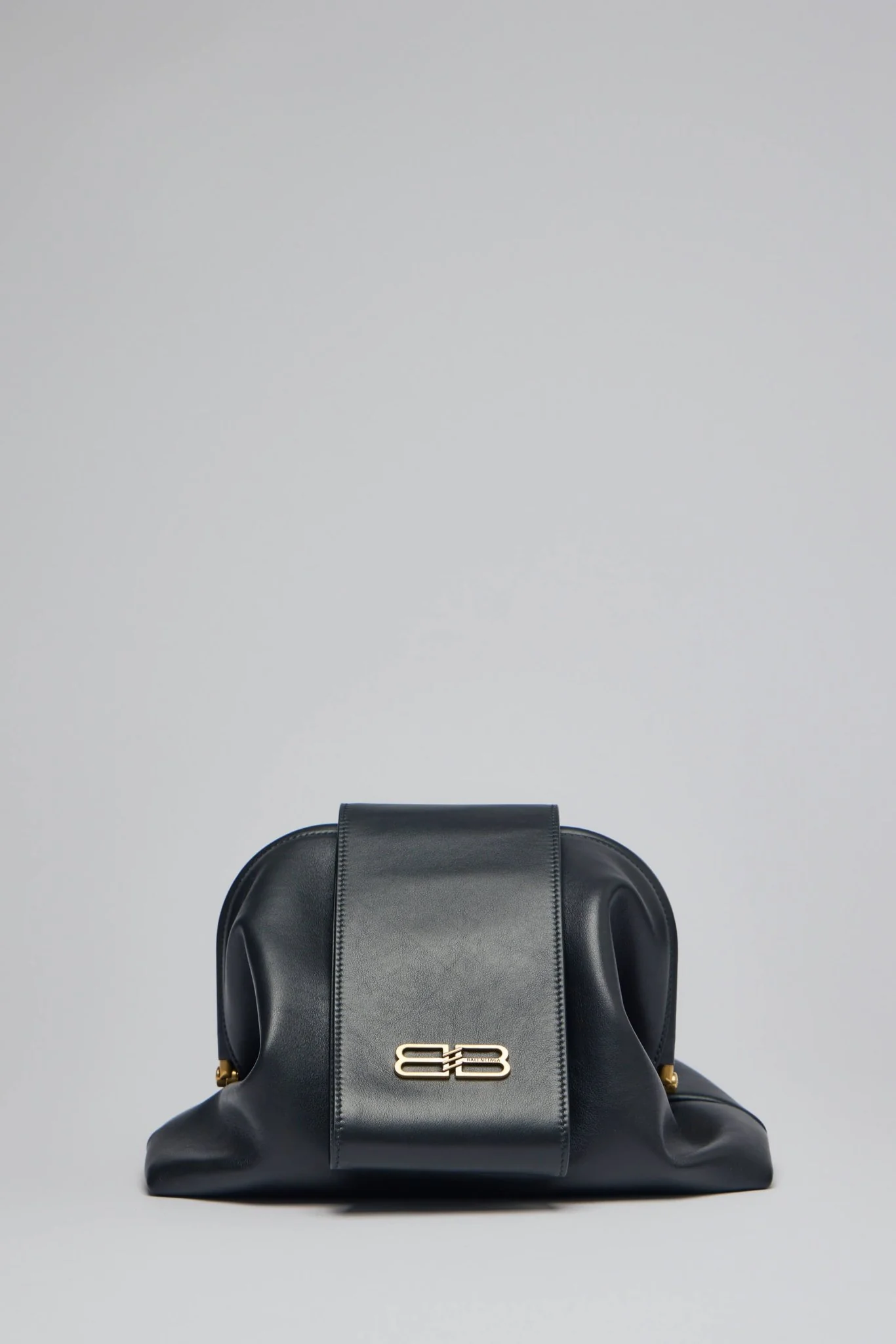 Handsfree Bag Medium with Handle