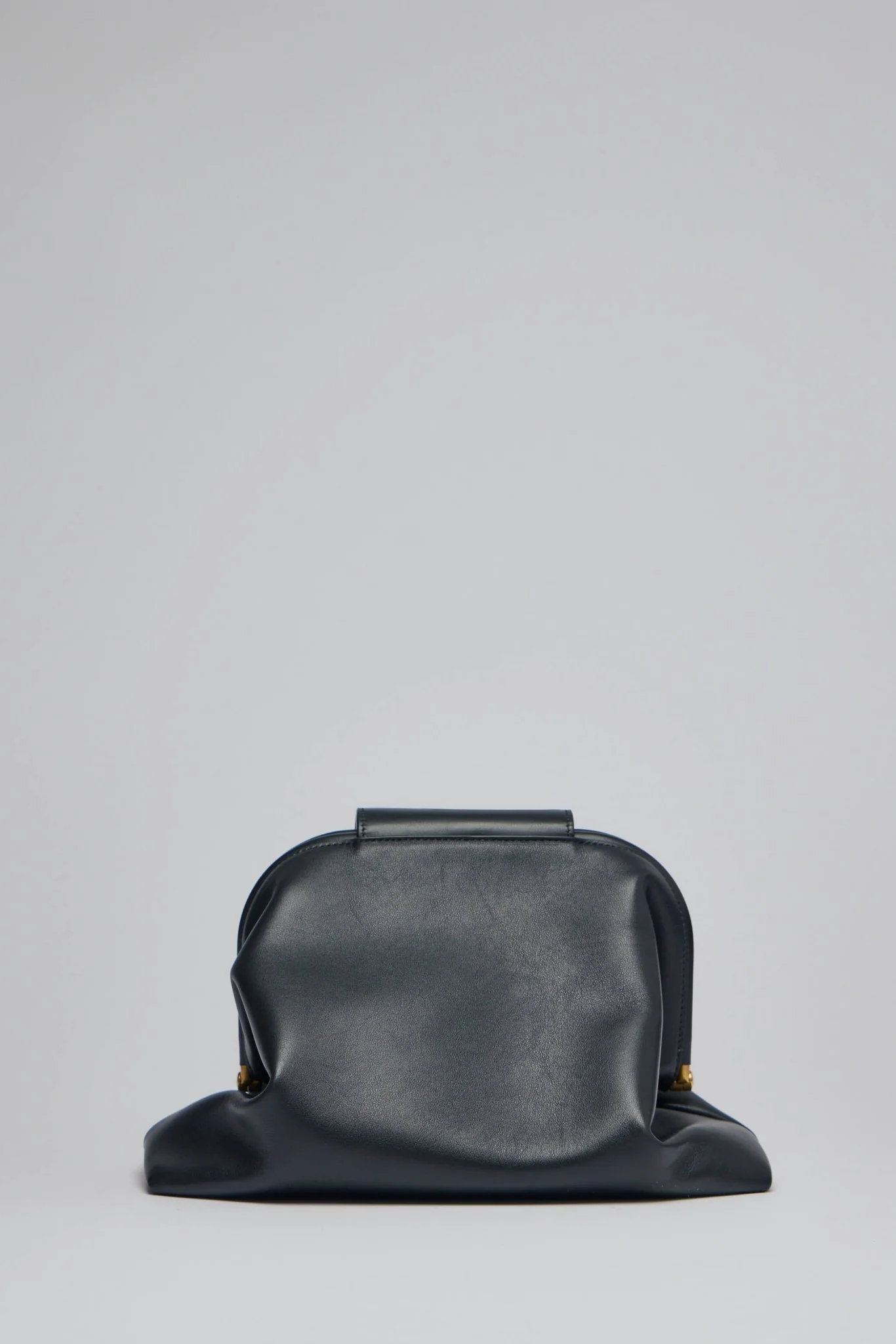 Handsfree Bag Medium with Handle - Image 3