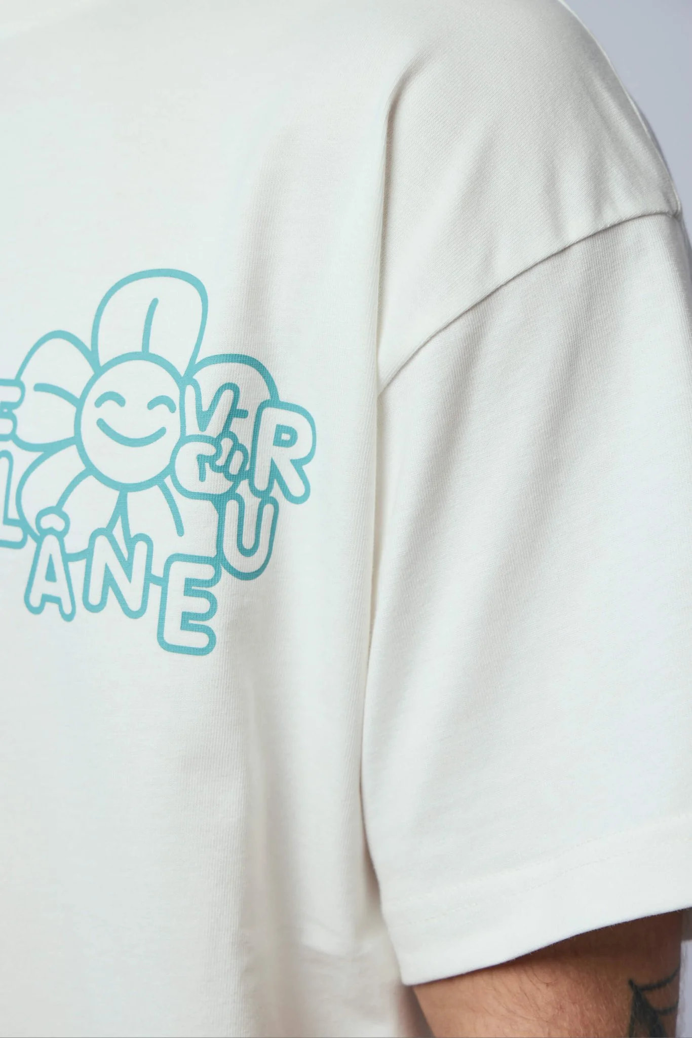 Happy Flower T-shirt - Image 5