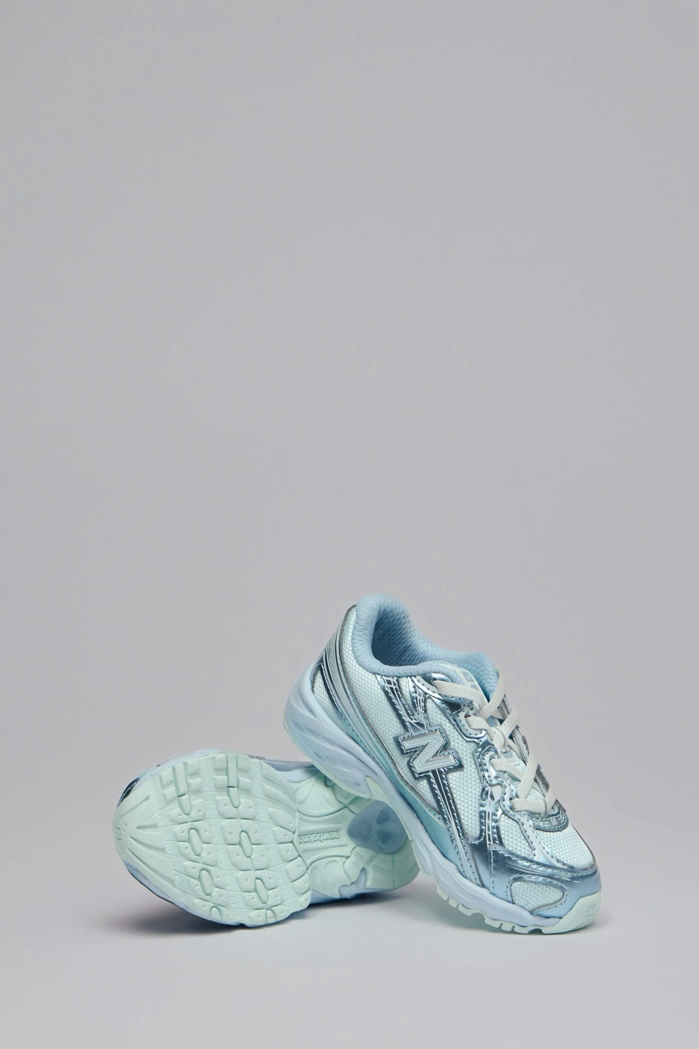 Unisex 740 - Image 5