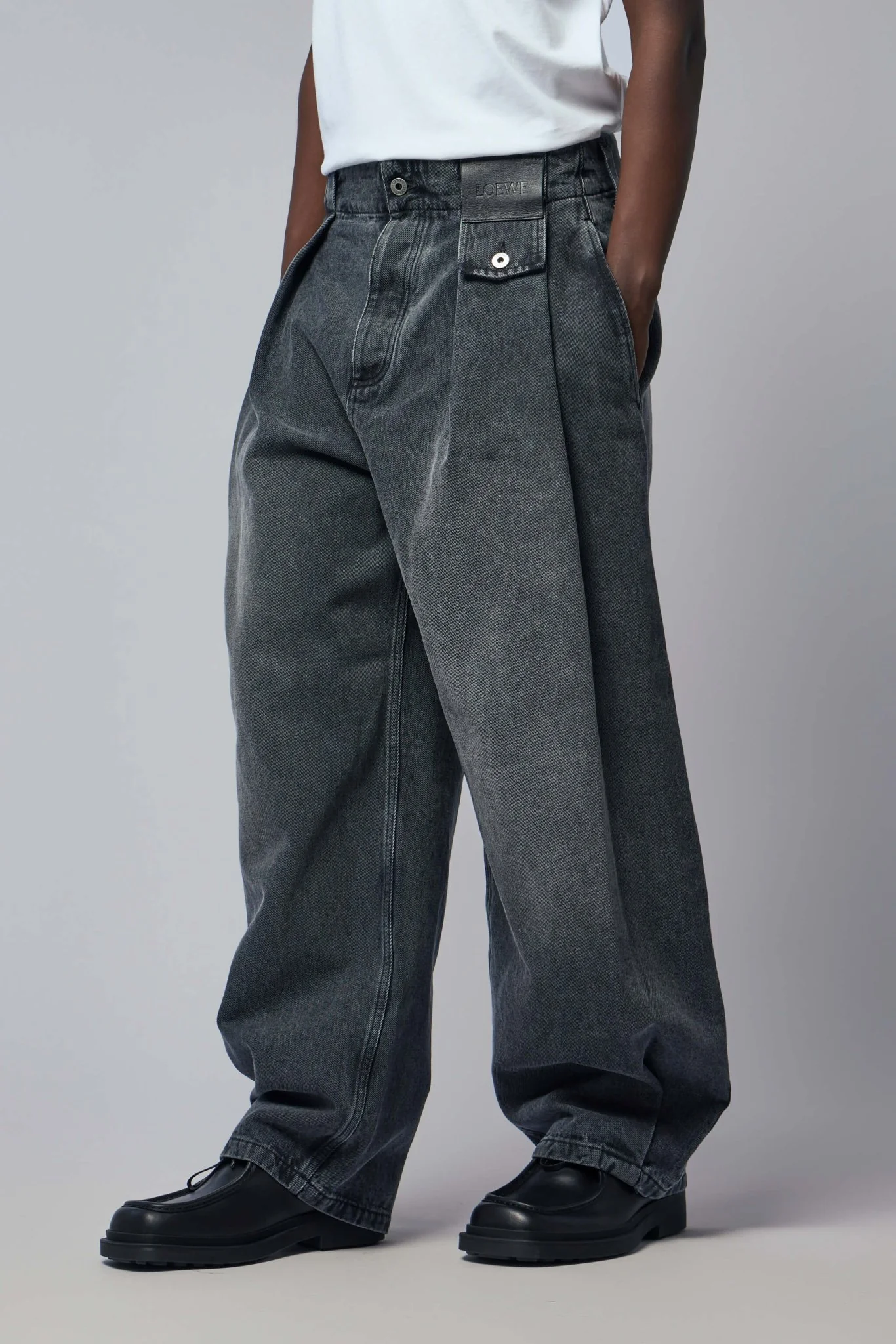 Wide-Leg Jeans - Image 3