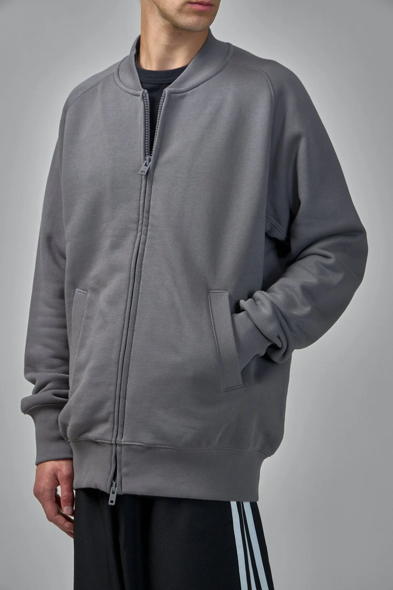 M Track Top Granit - Image 4