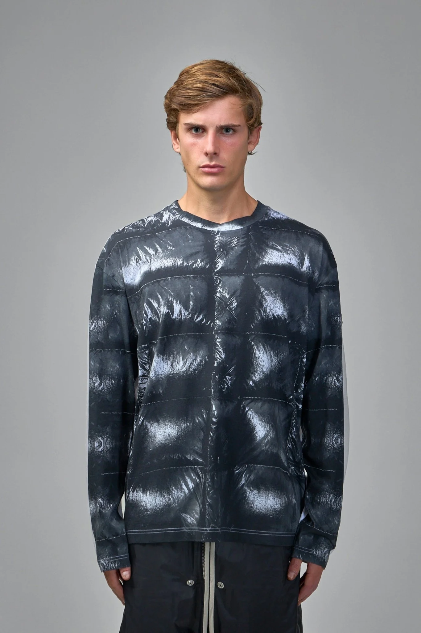Long Sleeve T-shirt - Image 2