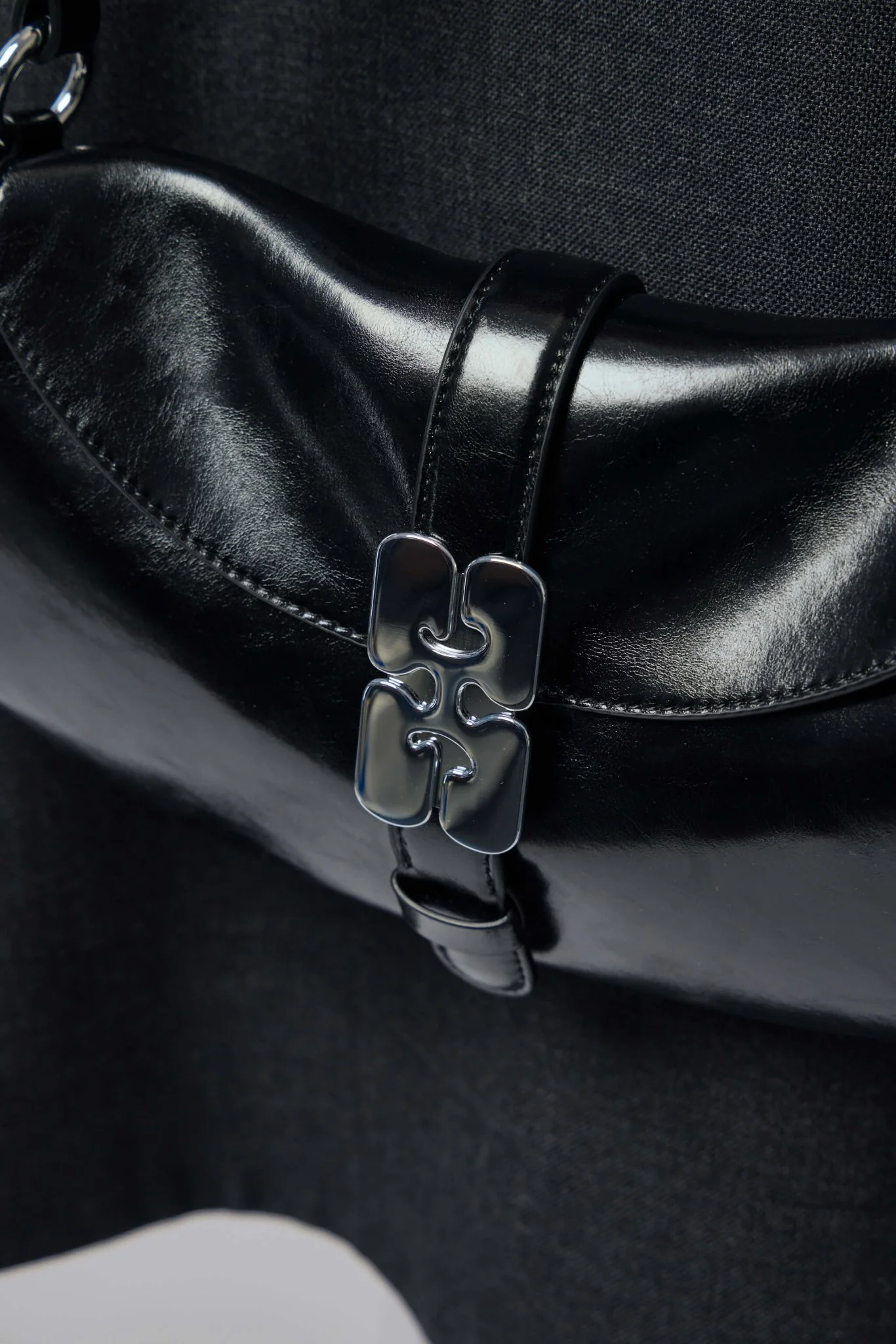 Kat Baguette Bag - Image 7