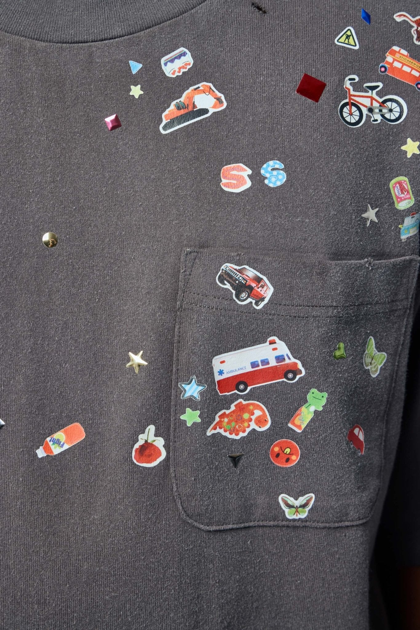 Sticker Print T-shirt - Image 4