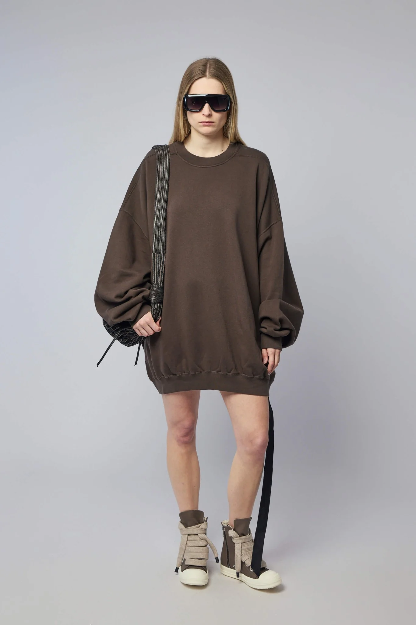 Hun Crewneck - Image 7