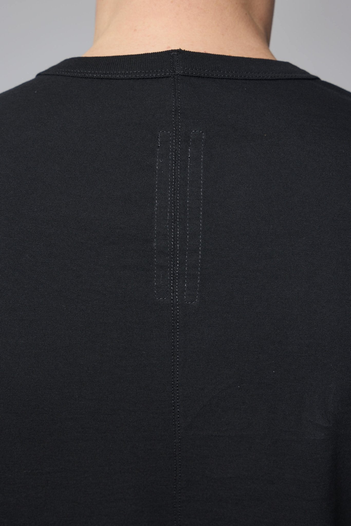Brad T-shirt - Image 6