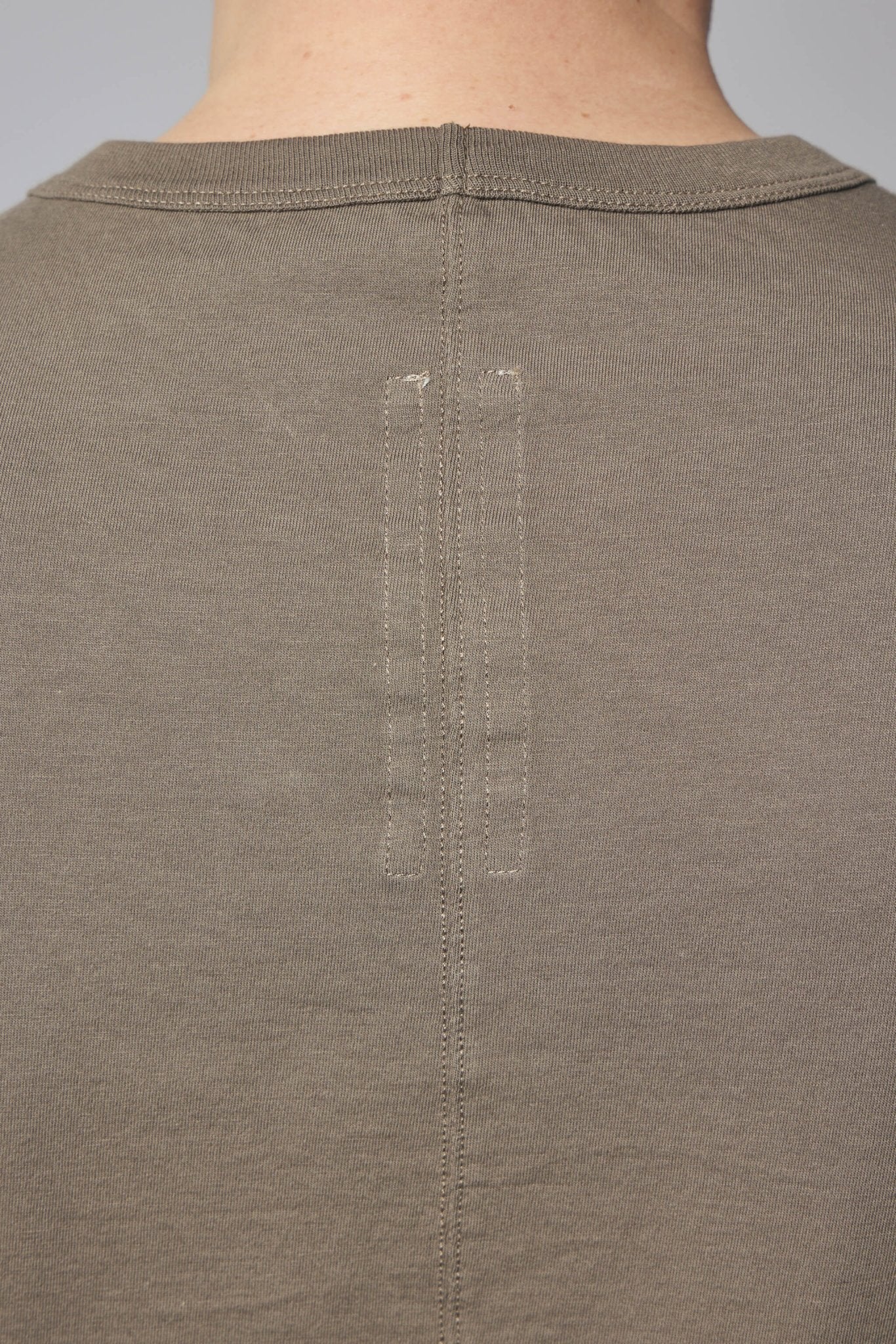 Brad T-shirt - Image 6