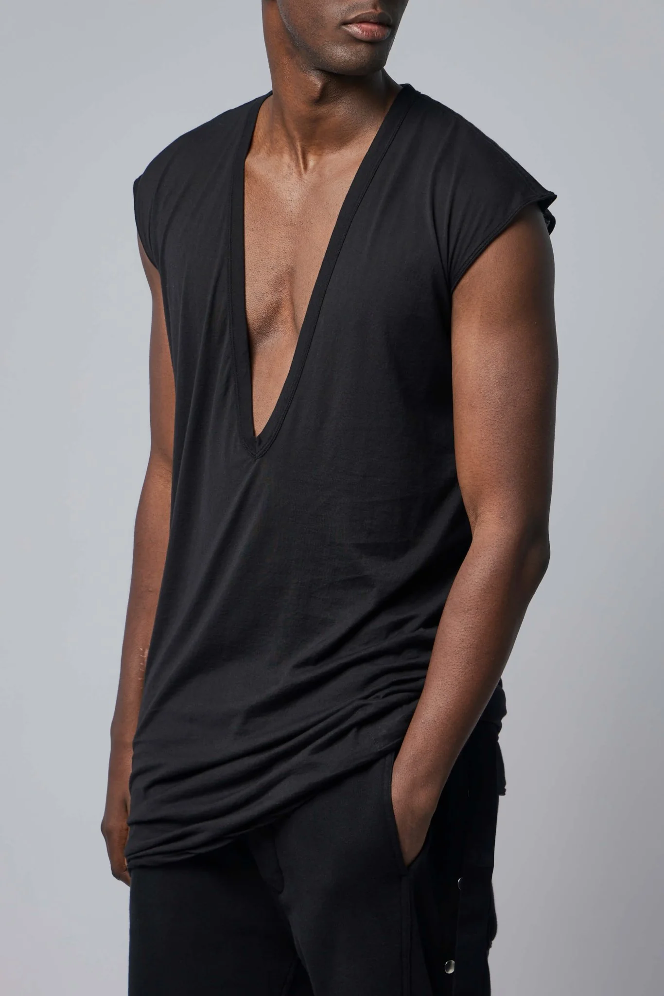 Dylan T Cotton Knit - Image 3
