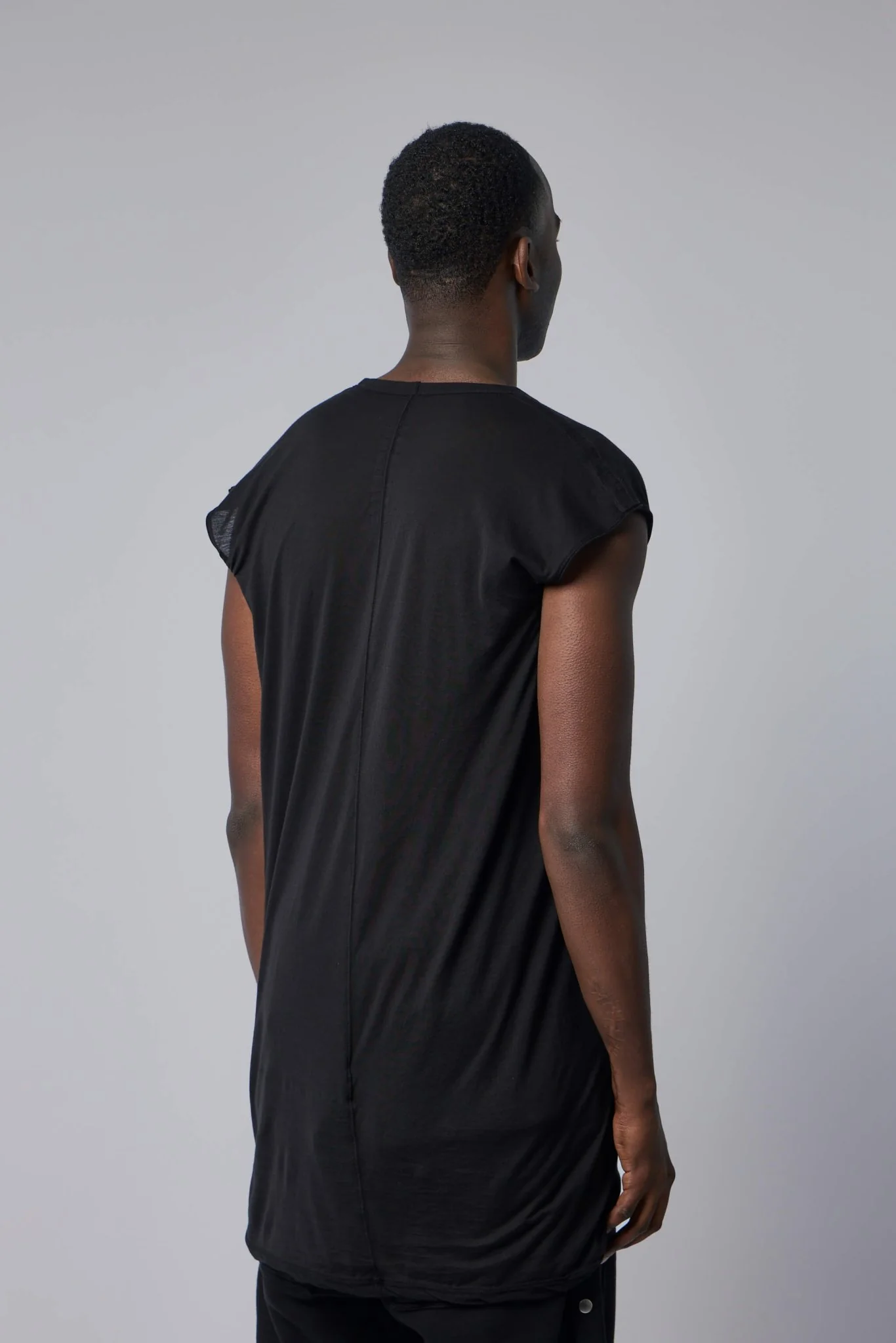 Dylan T Cotton Knit - Image 5