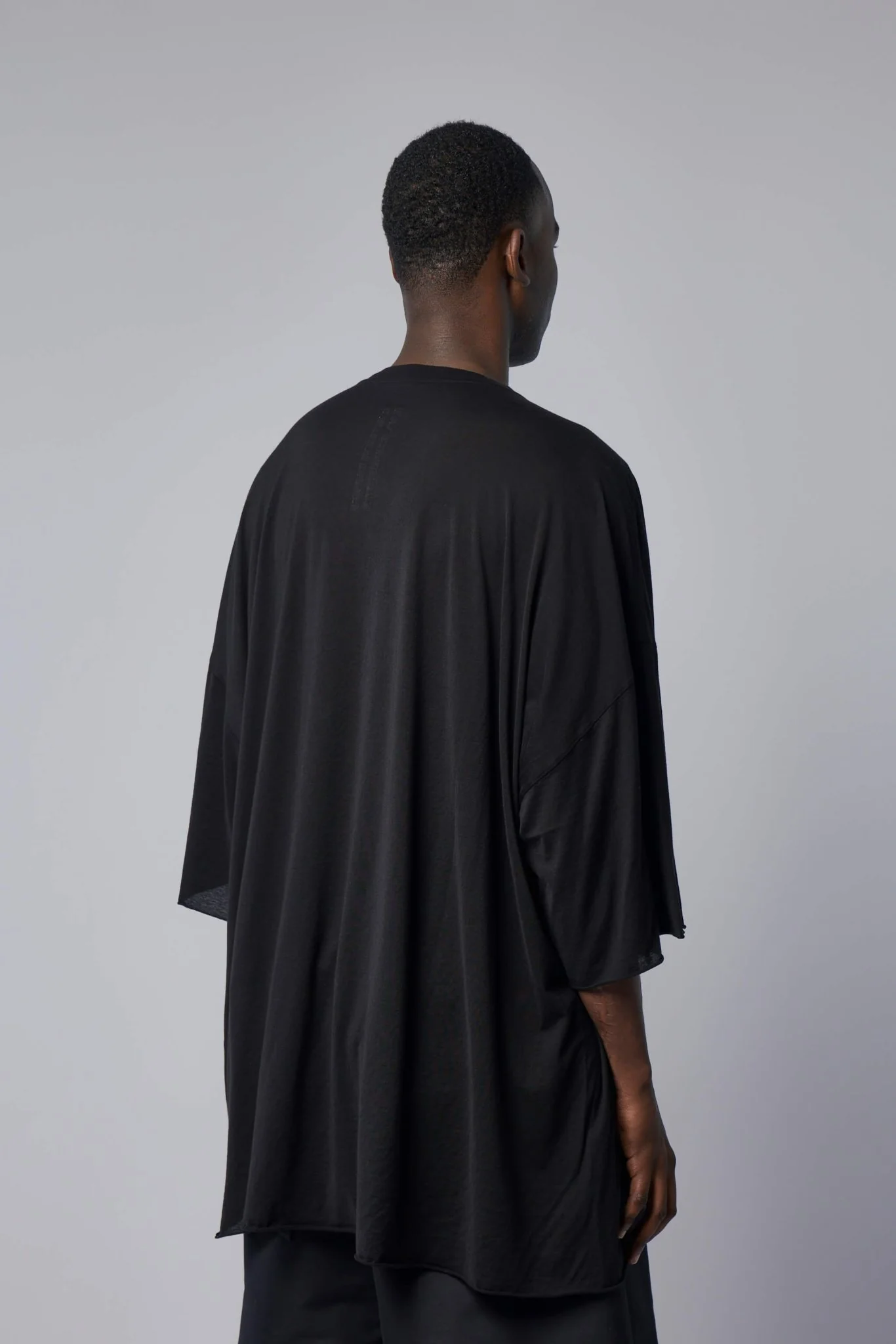 V Neck Tommy T-shirt - Image 5
