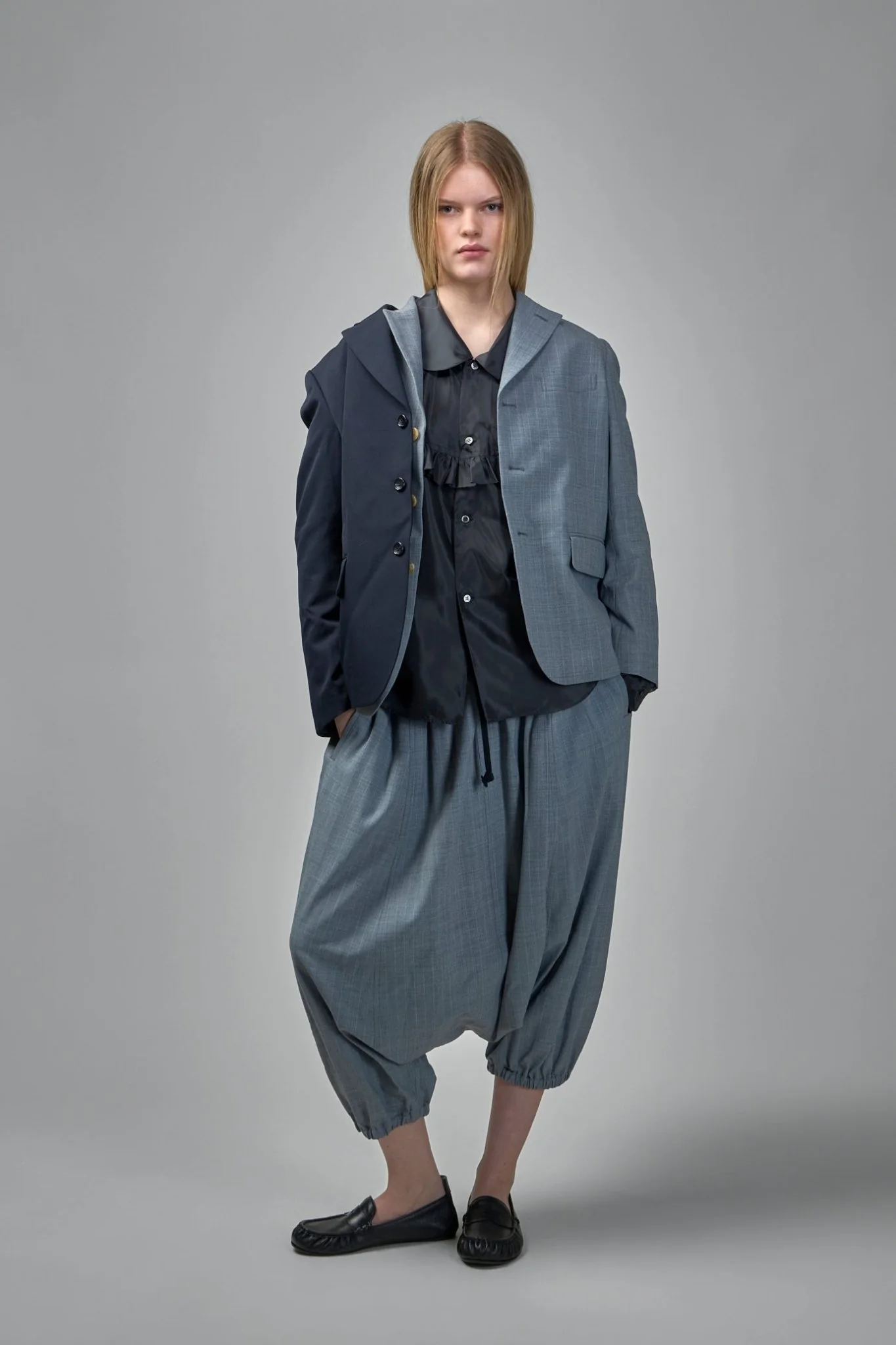 Asymmetric Two-Tone Blazer - Image 3