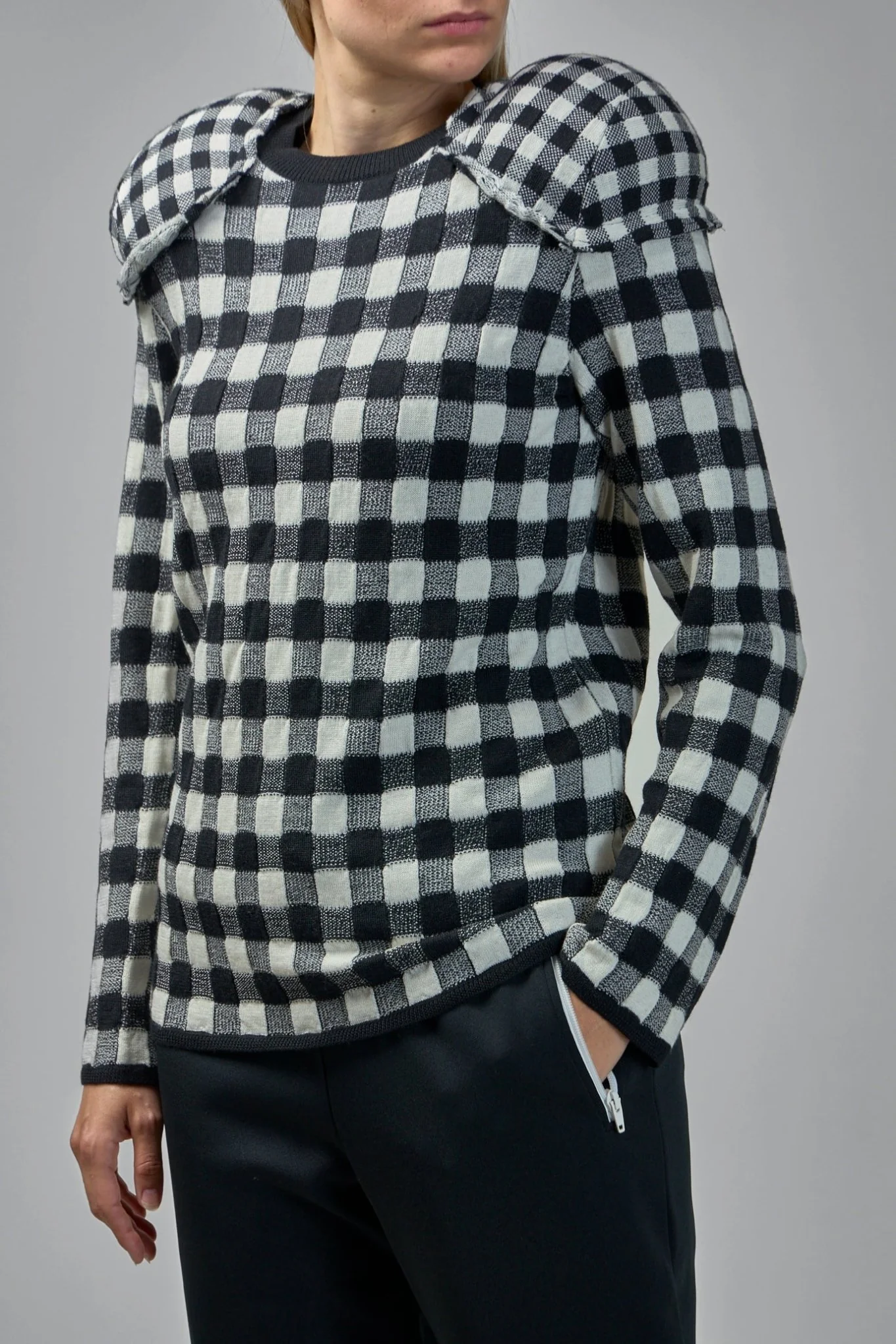Ladies' Sweater - Image 4
