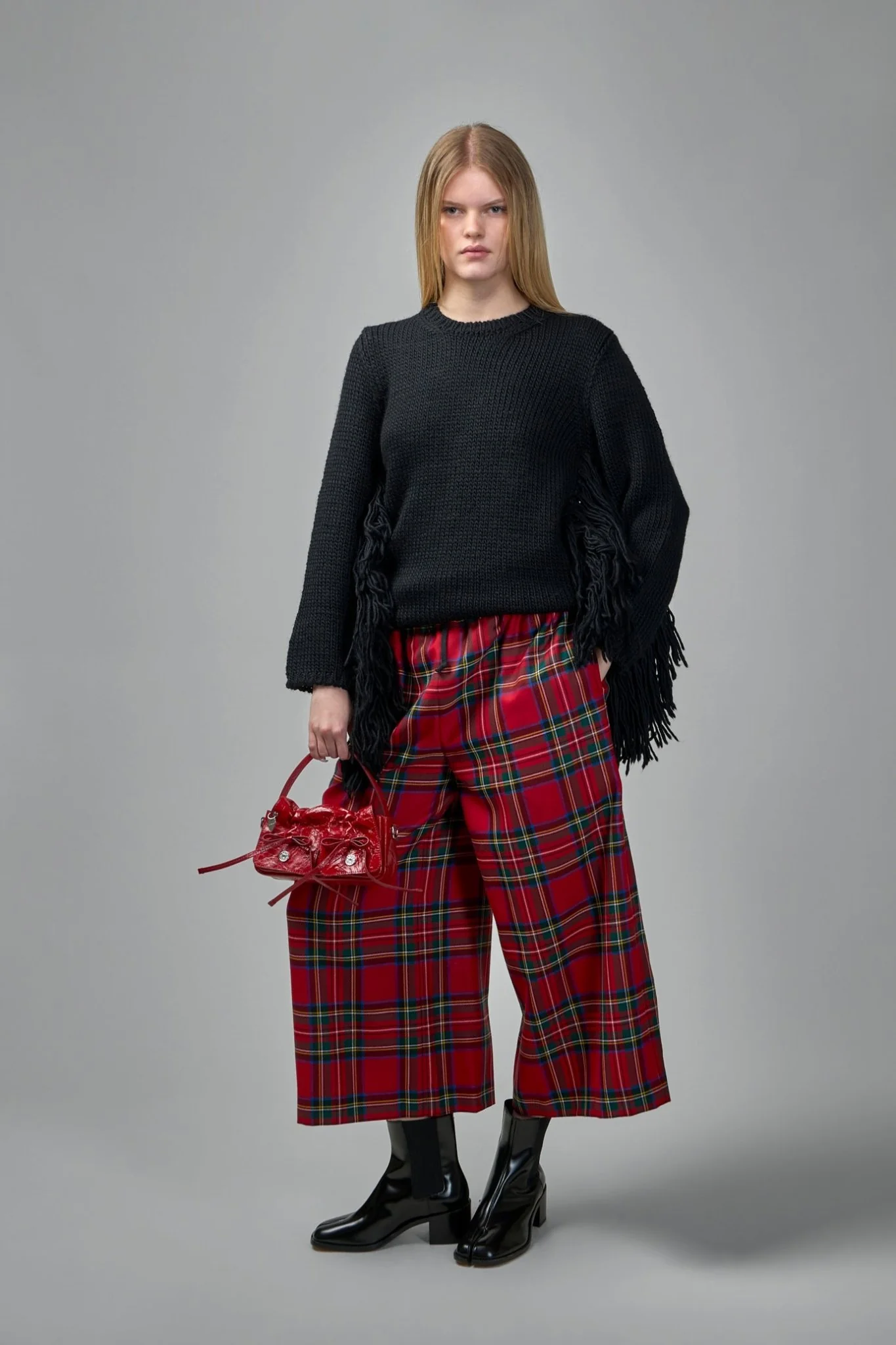 Ladies' Sweater - Image 3