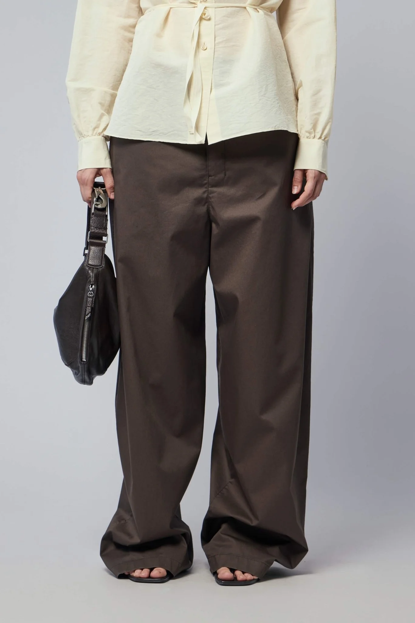 Large Chino