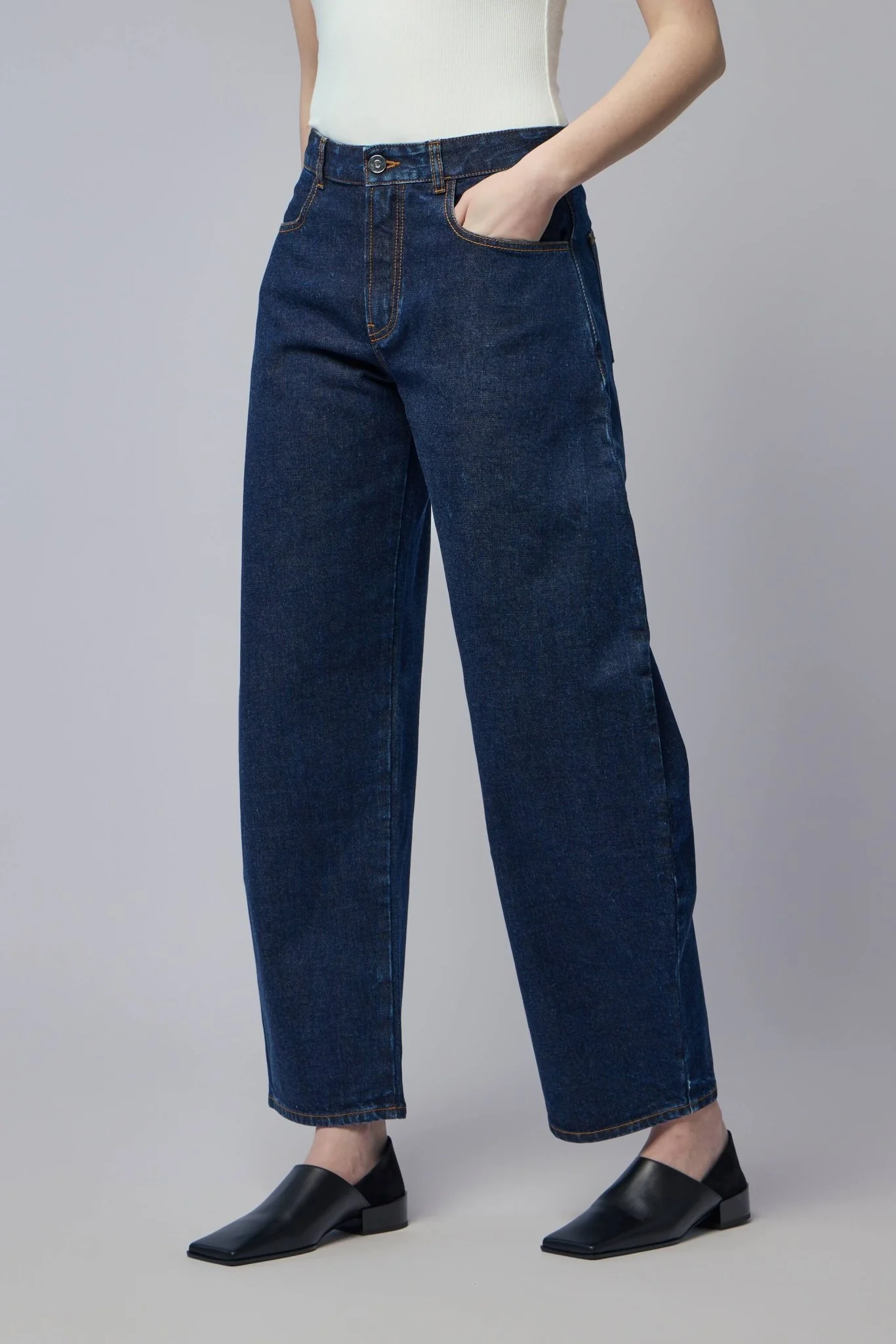Low Round Denim Pants - Image 3