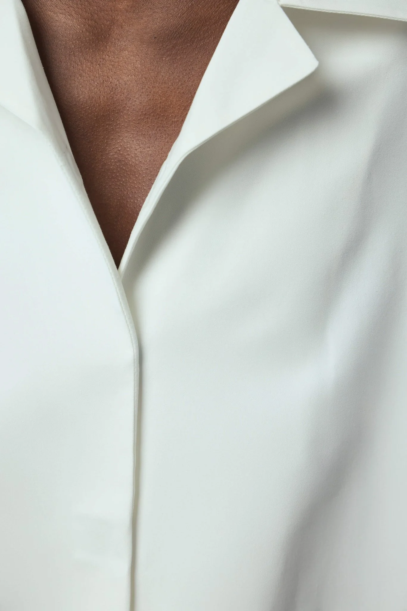 M5 Cuban Cotton Blend Shirt - Image 4