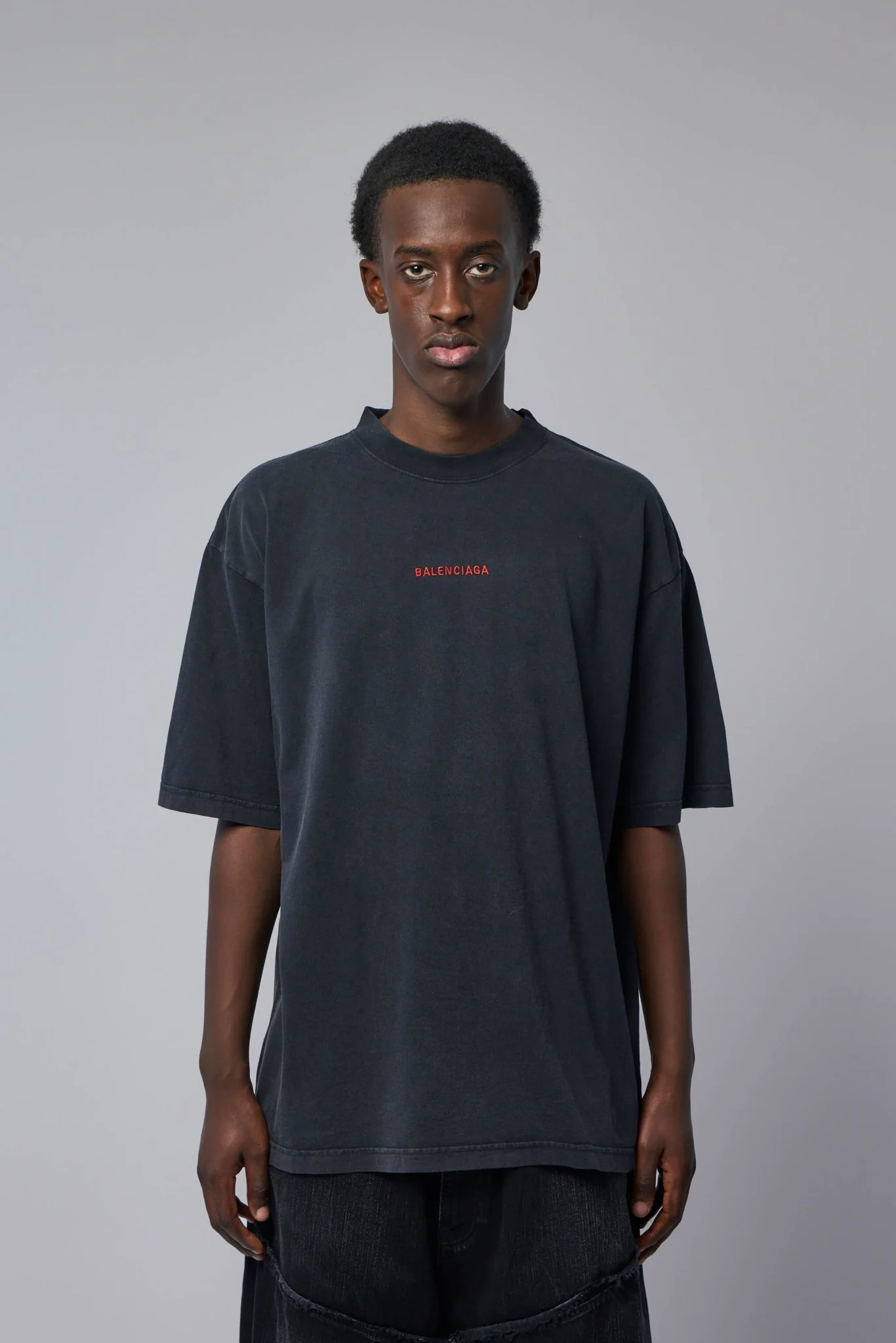 Tape Type Medium Fit T-shirt - Image 2