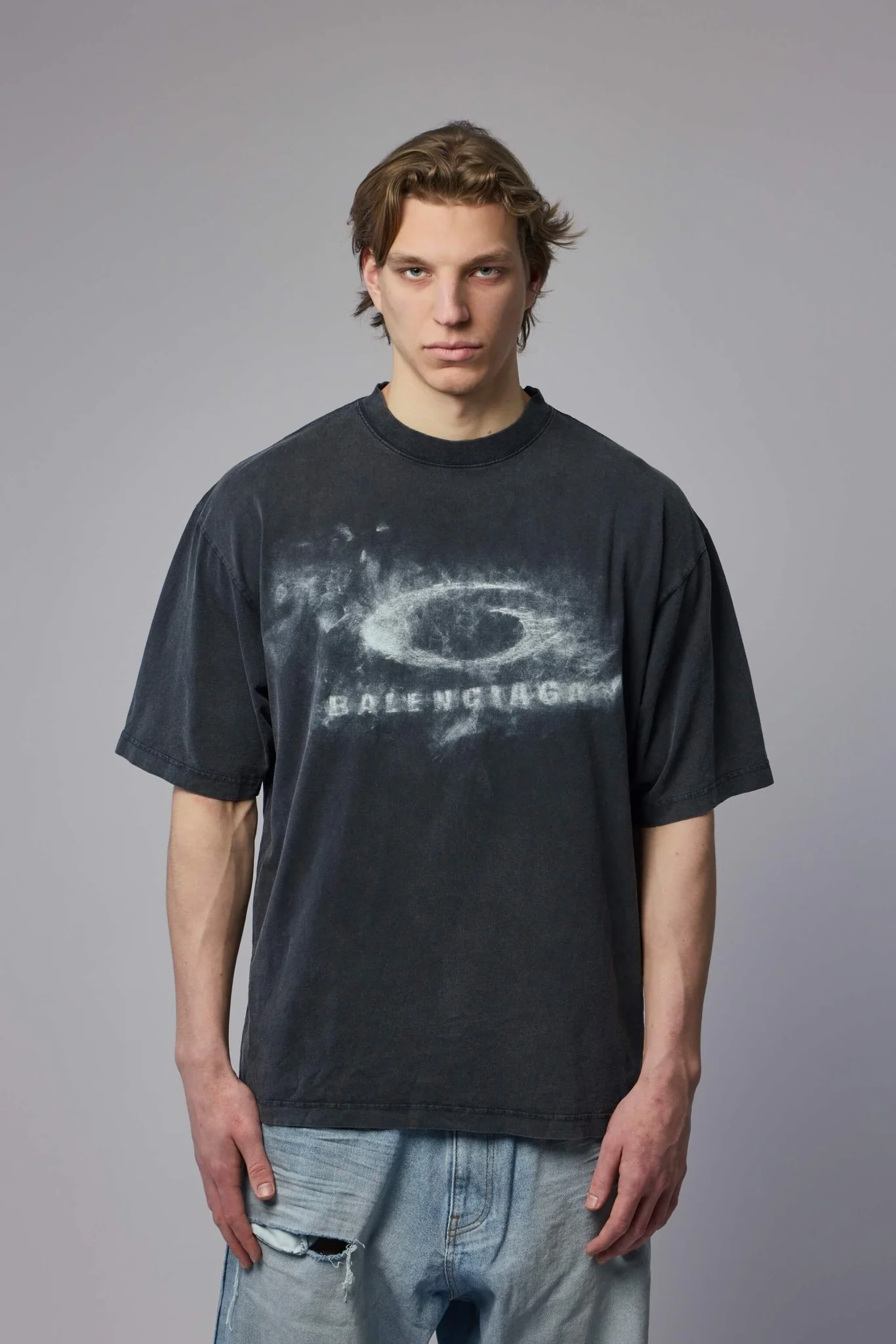Medium Fit T-shirt - Image 2