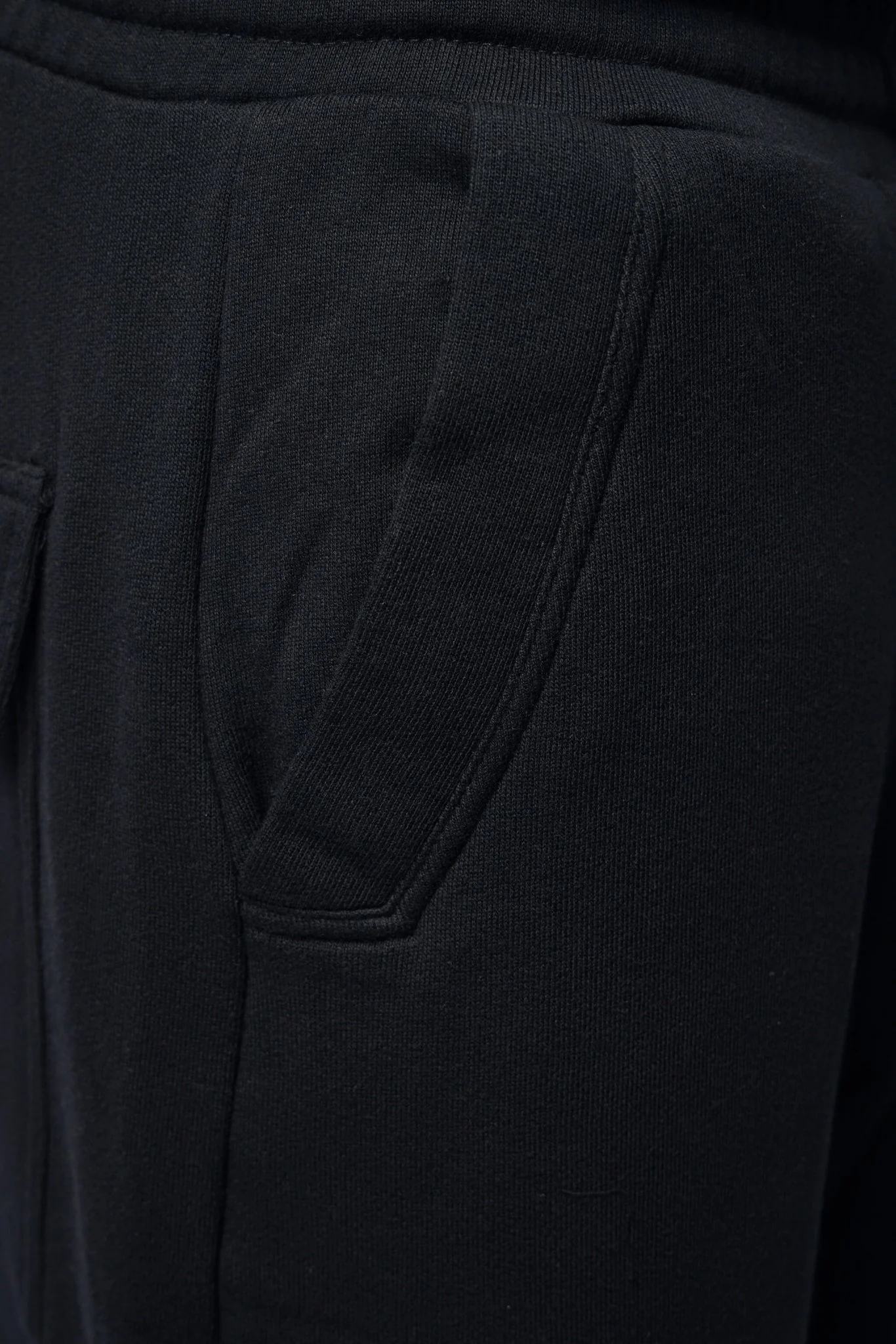 M ST 518 - Image 4