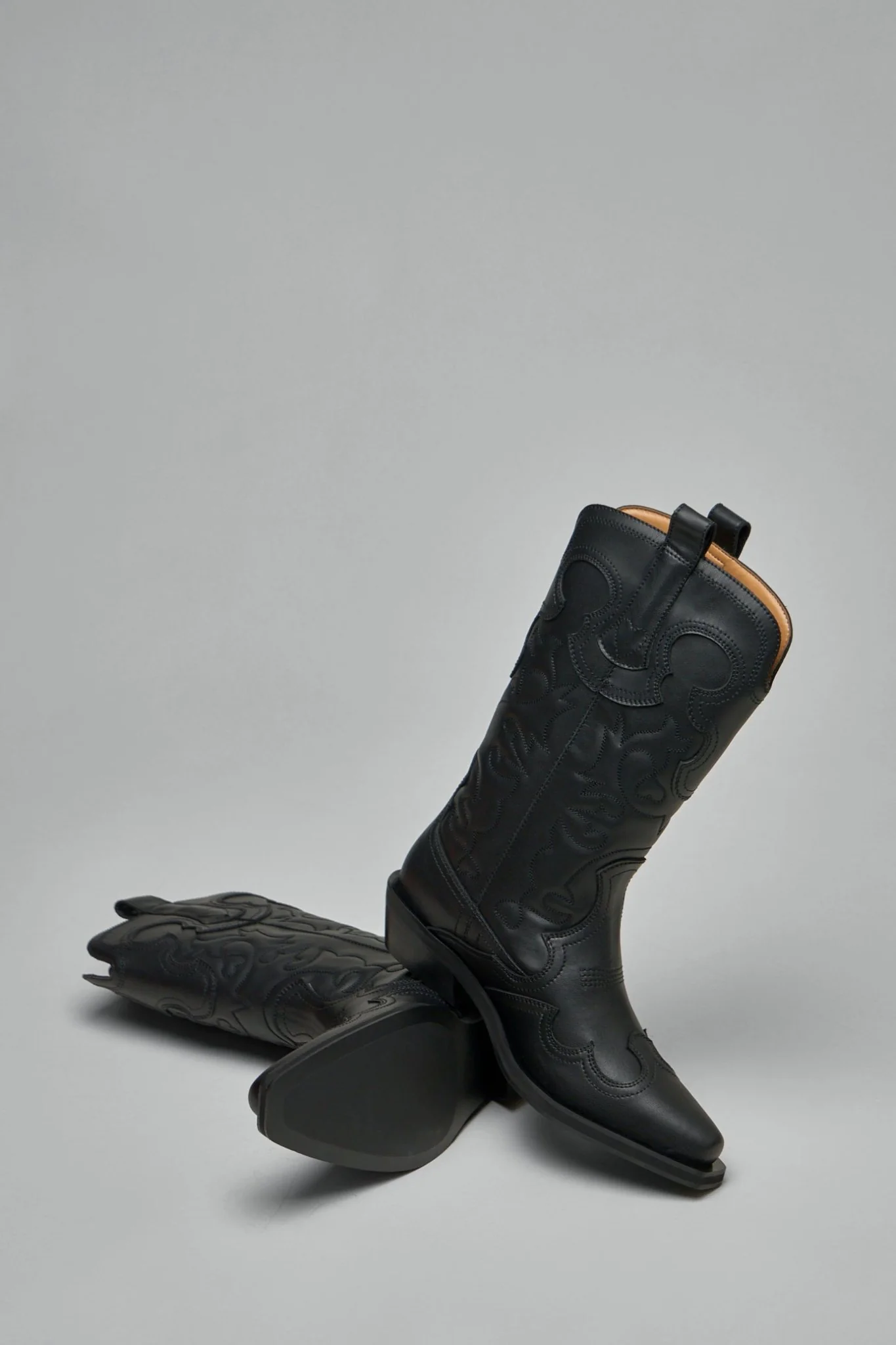 Mid Shaft Embroidered Western Boot - Image 6