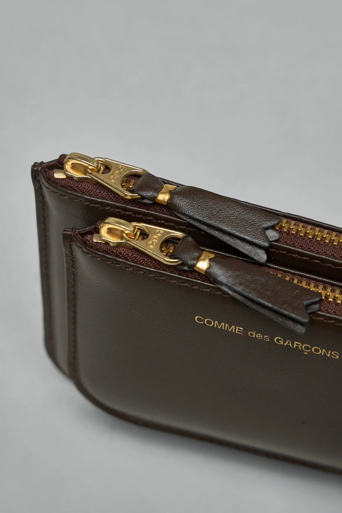 Outside Pocket Two-compartment Leather Wallet - Image 3