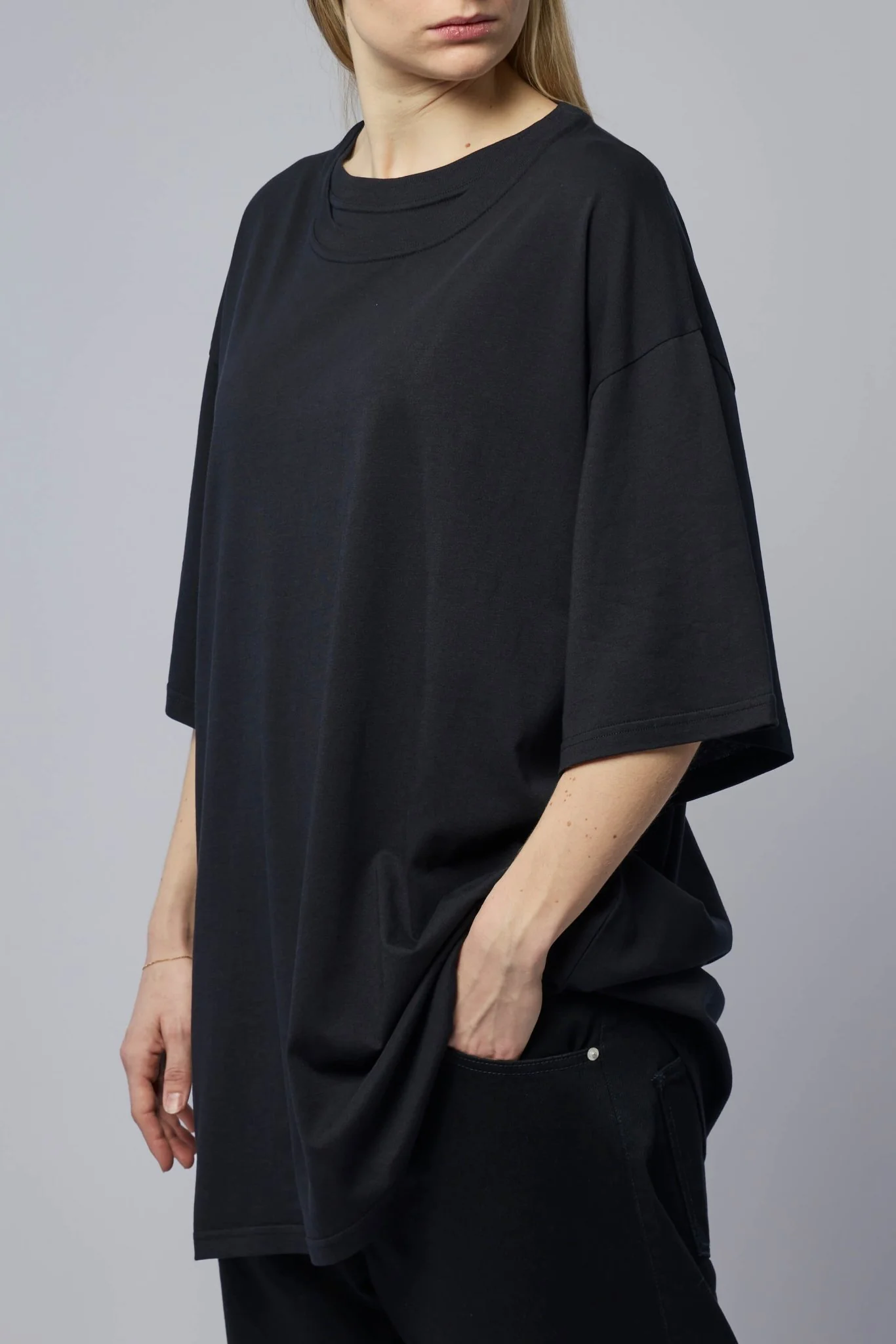 Oversized Double Collar T-shirt - Image 3