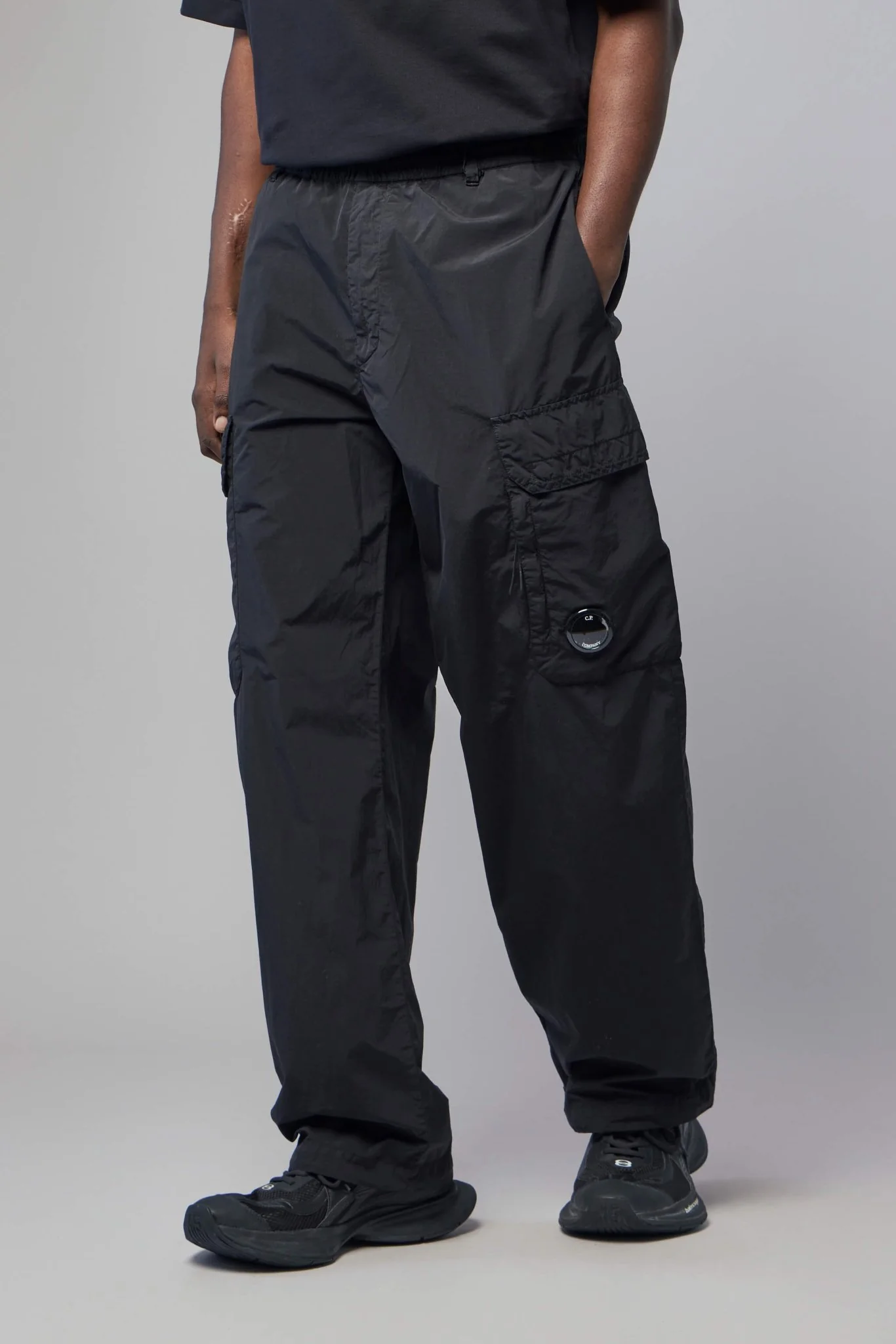 Flatt Nylon Loose Cargo Lens Pants - Image 3