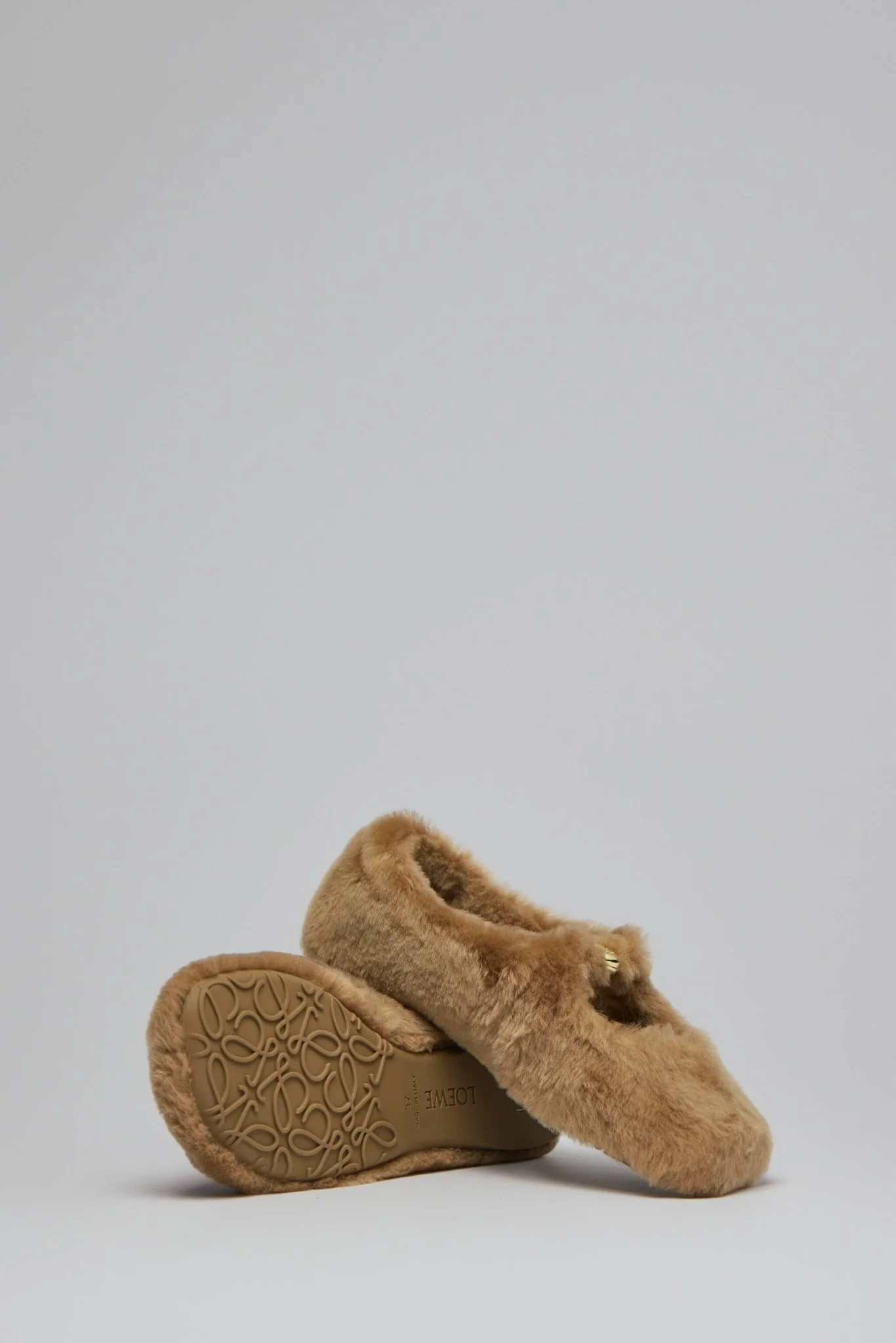 Pebble Soft Ballerina Shearl - Image 5