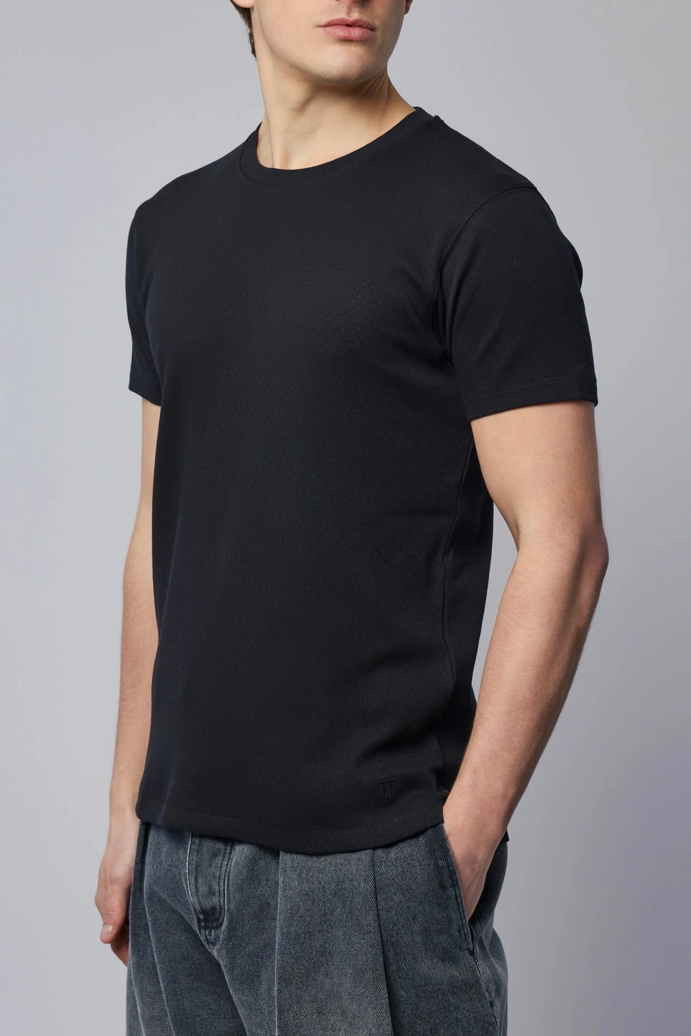 Perforated Rib Ss Crew Neck - Image 3