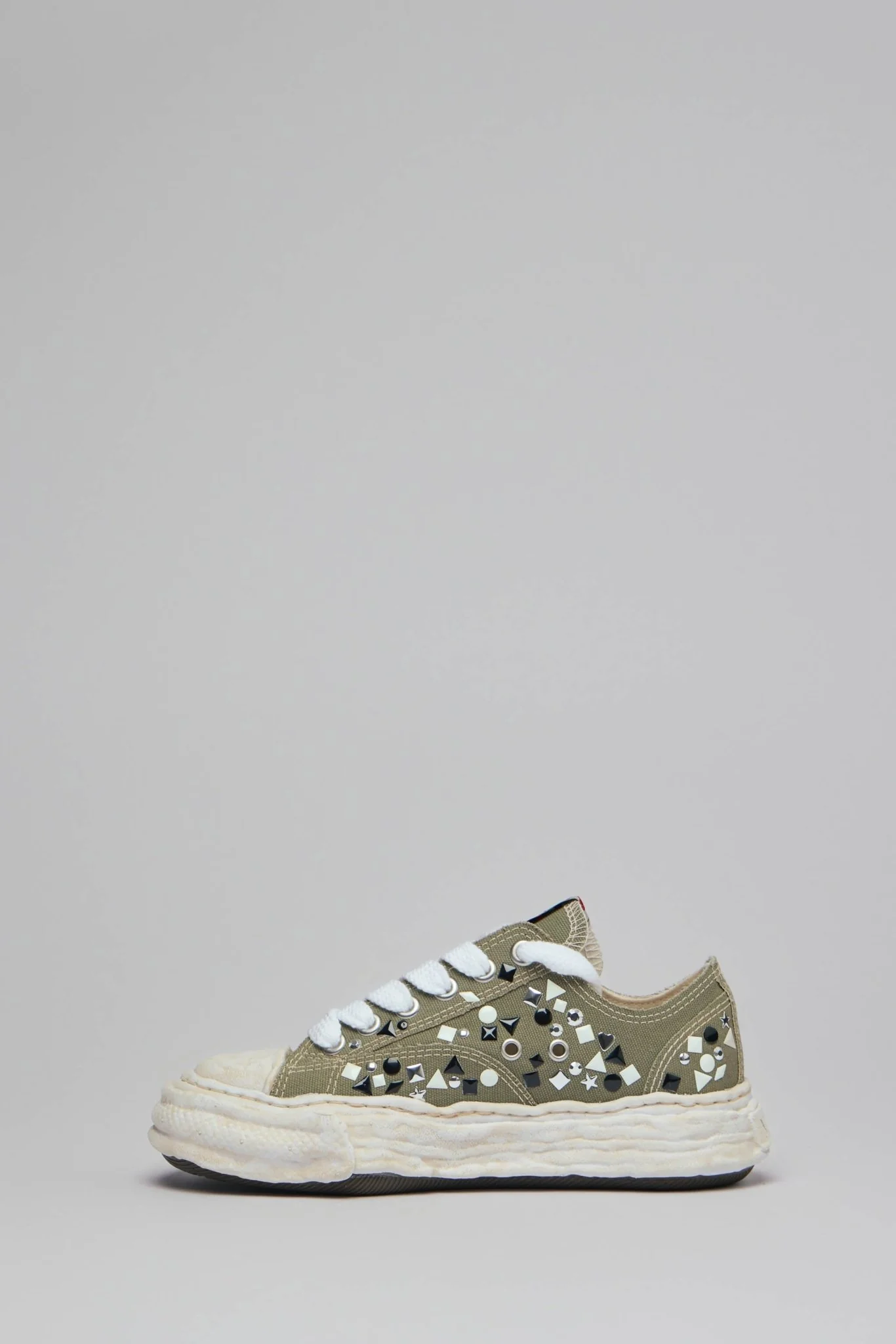 Peterson 23 Og Sole Embellished Canvas Low - Image 3