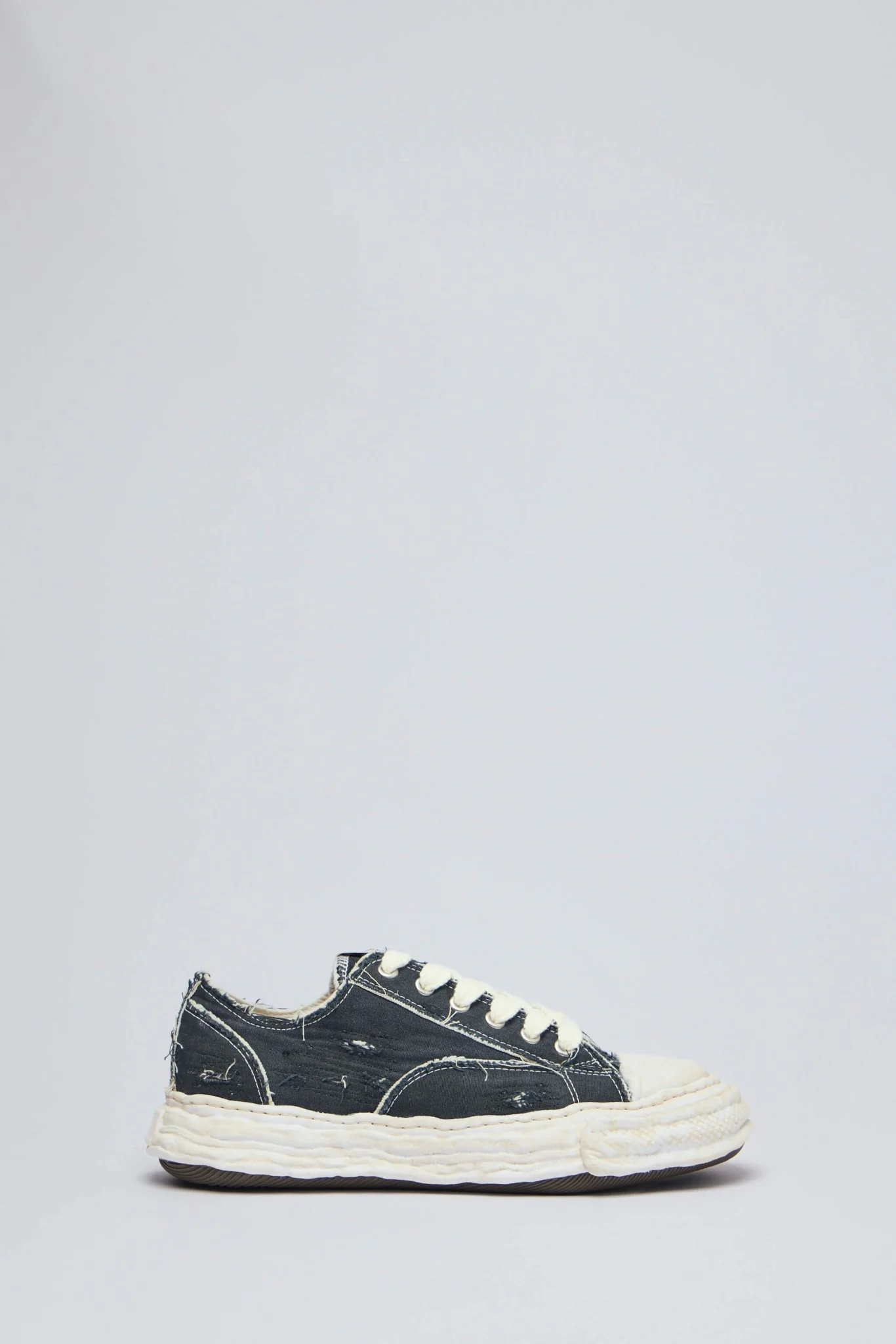 Peterson23 Og Sole Canvas Low-top Sneaker