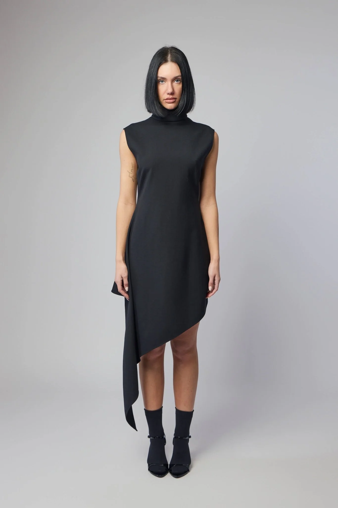 Wool Gabardine Pointed Dress - Image 2