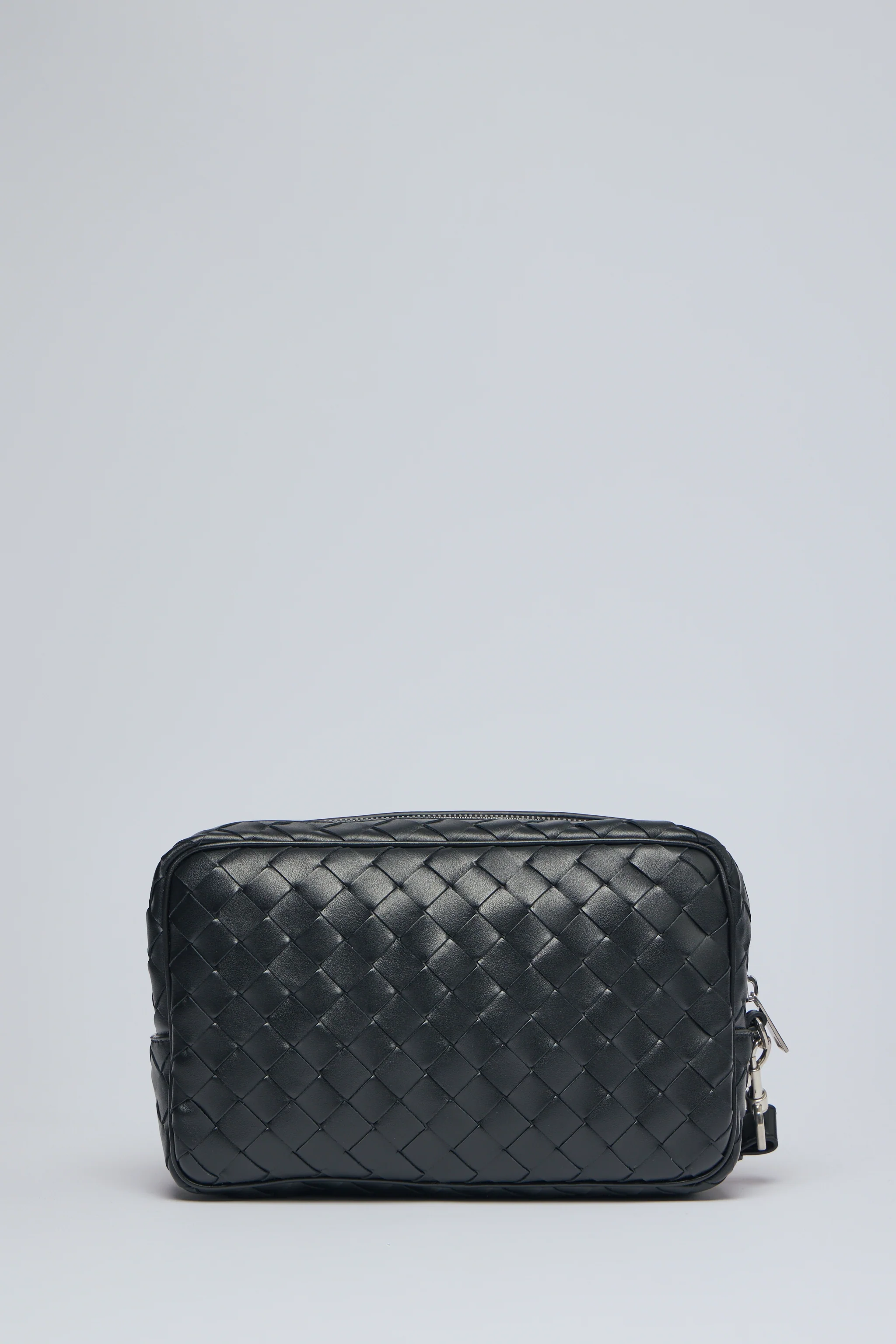 Pouch in Intrecciato - Image 3