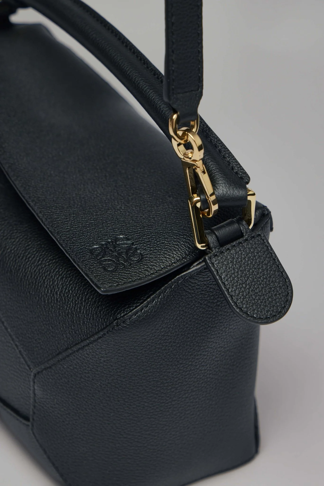 Puzzle Edge Small Bag - Image 6