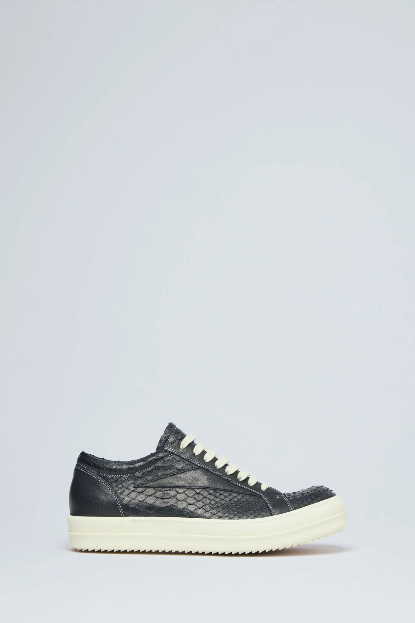 Vintage Sneaks
