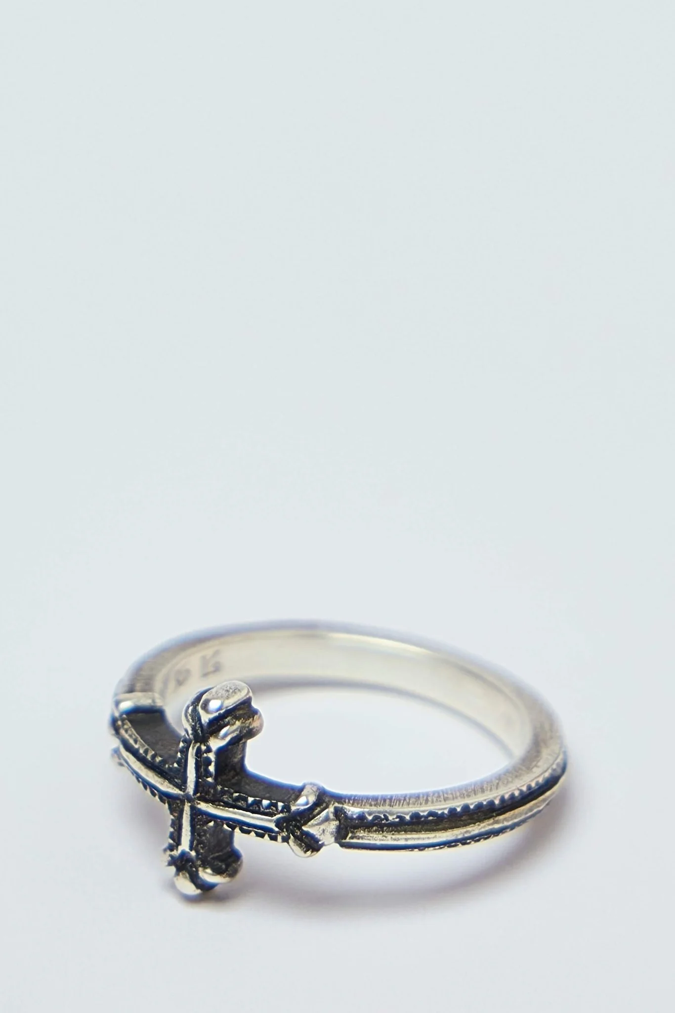 Ring Symbol Cross