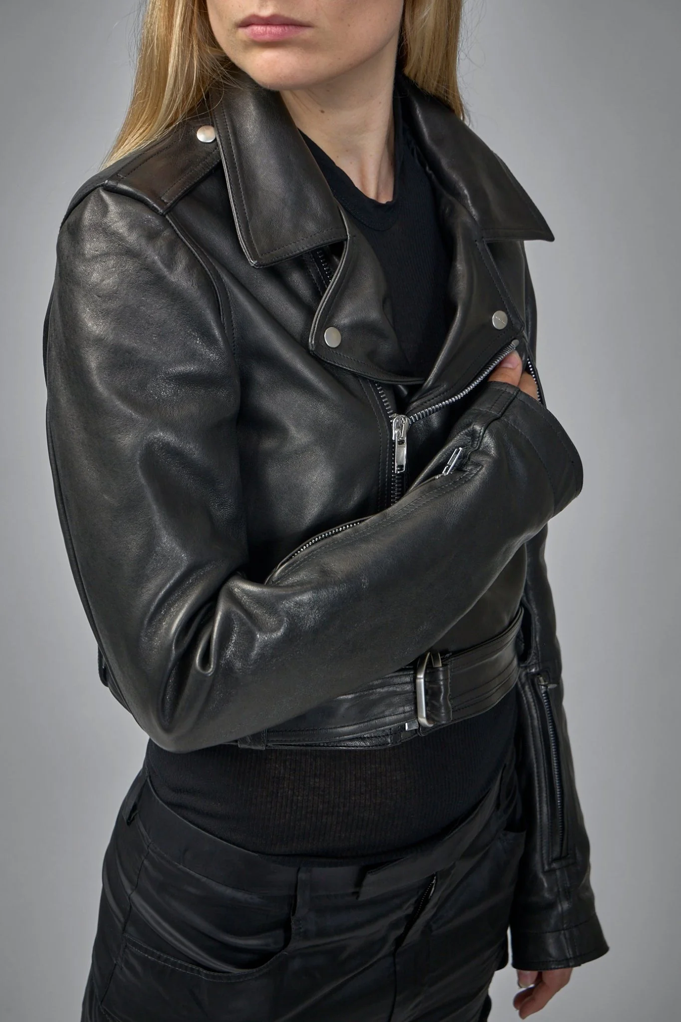 Cropped Leather Jacket - Image 4