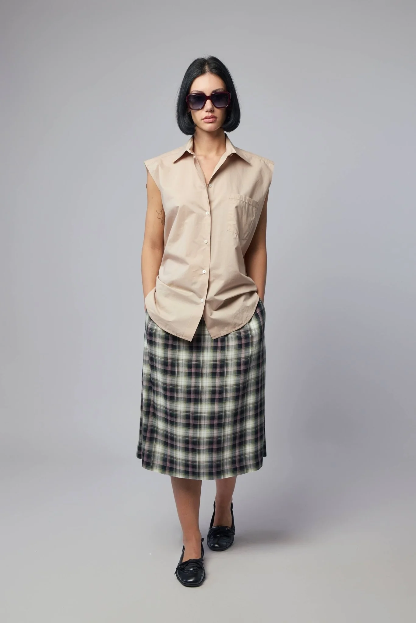Sleeveless Silk Blouse - Image 6