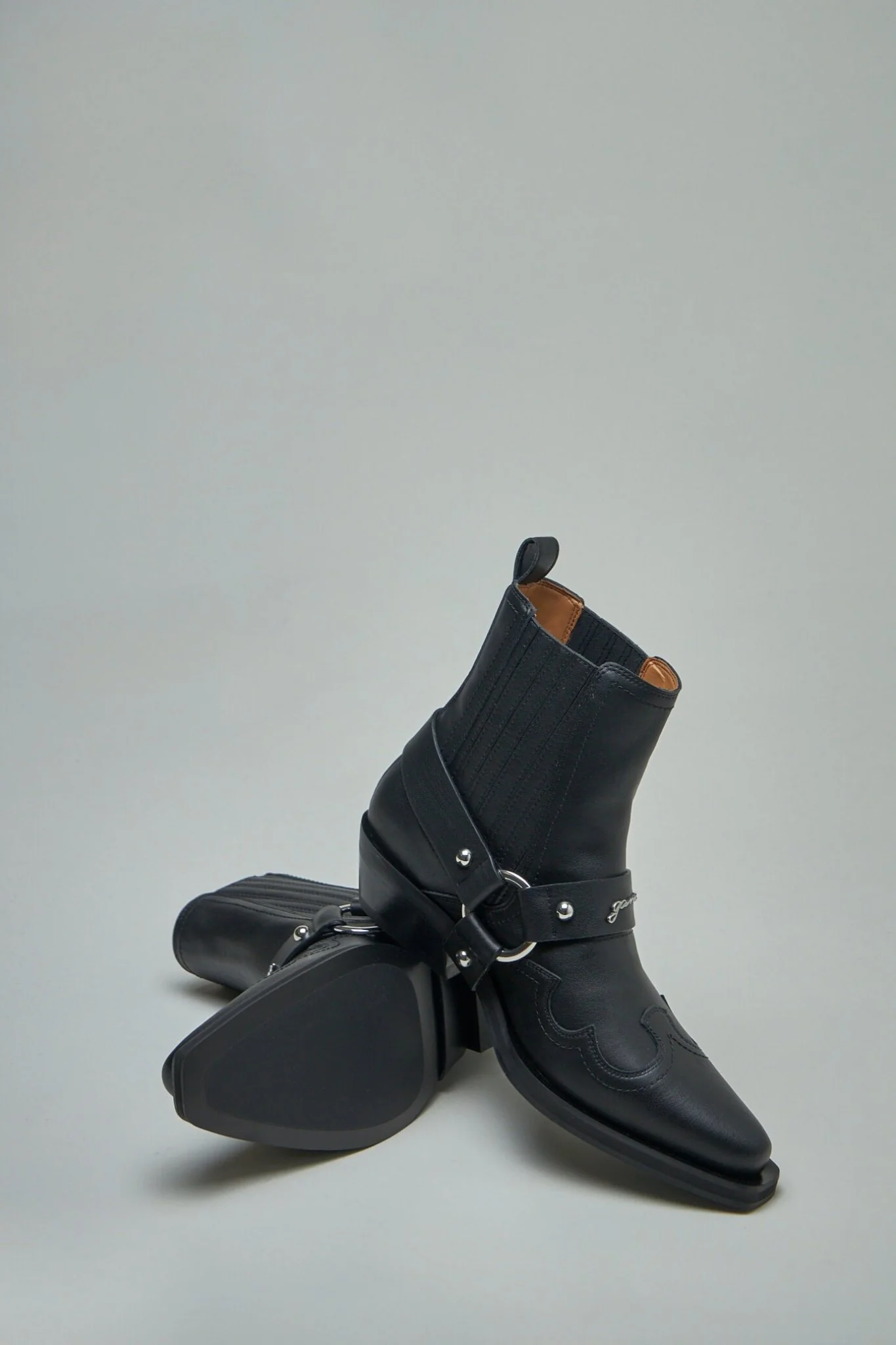 Fitted Chelsea Western Boot - Image 5
