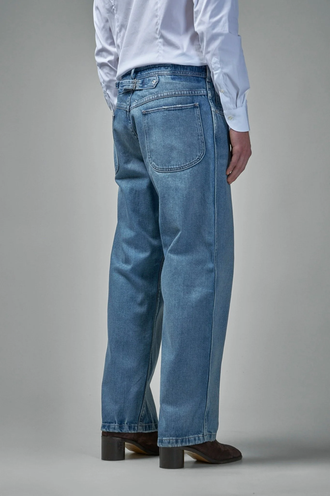 Distressed Jeans - Image 3