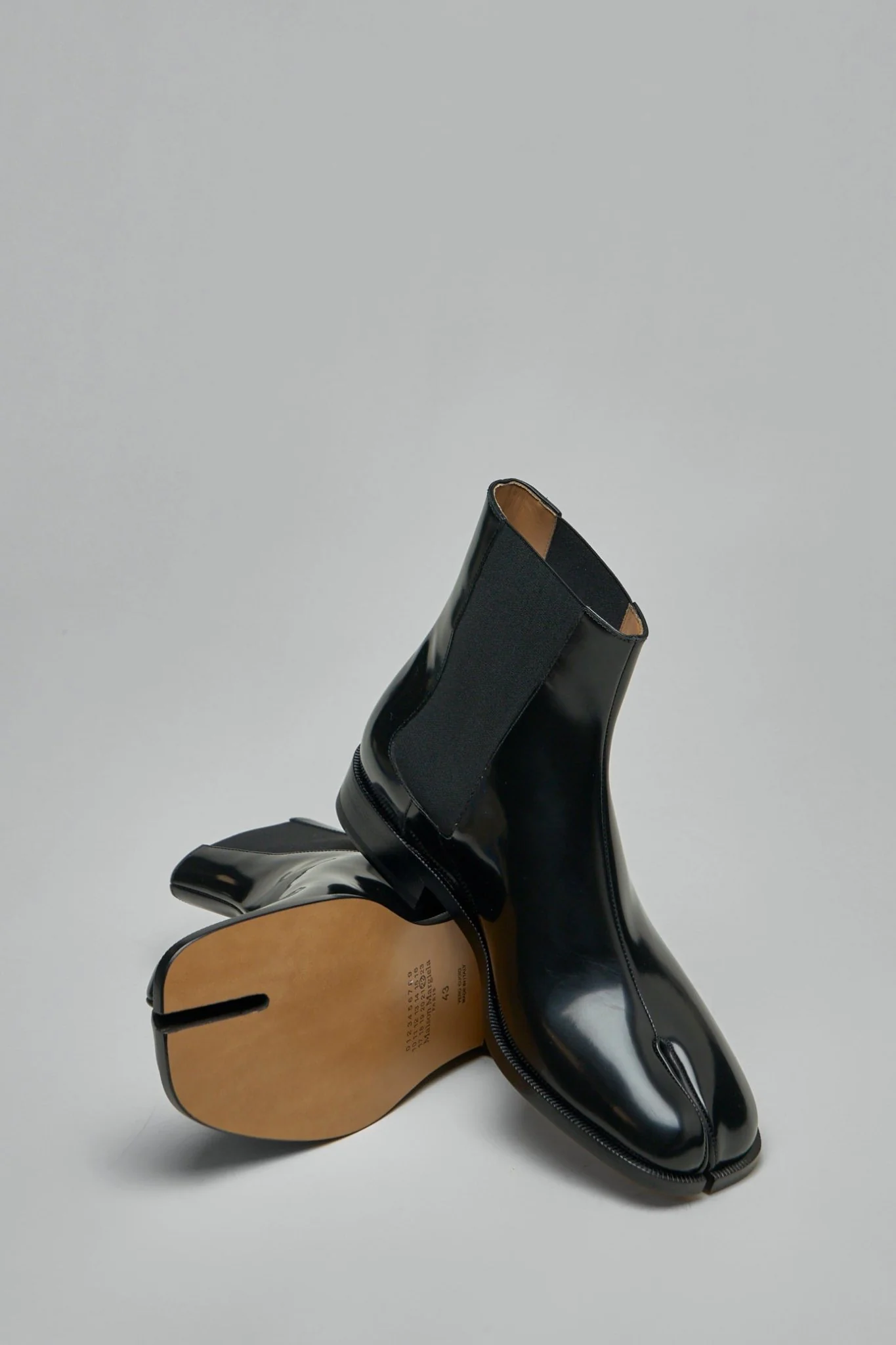 Tabi Toe Ankle Boots - Image 5