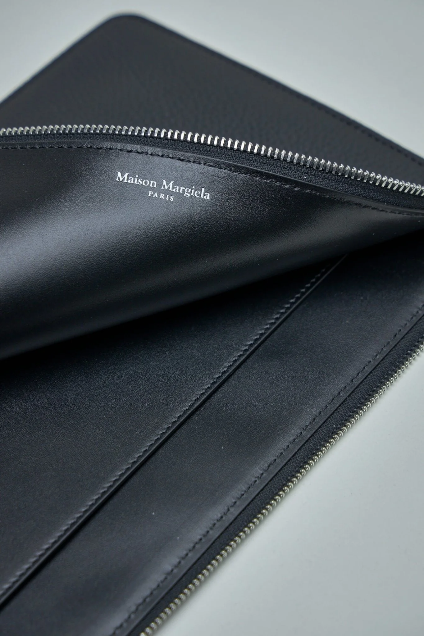 11 Clutch Bag - Image 4