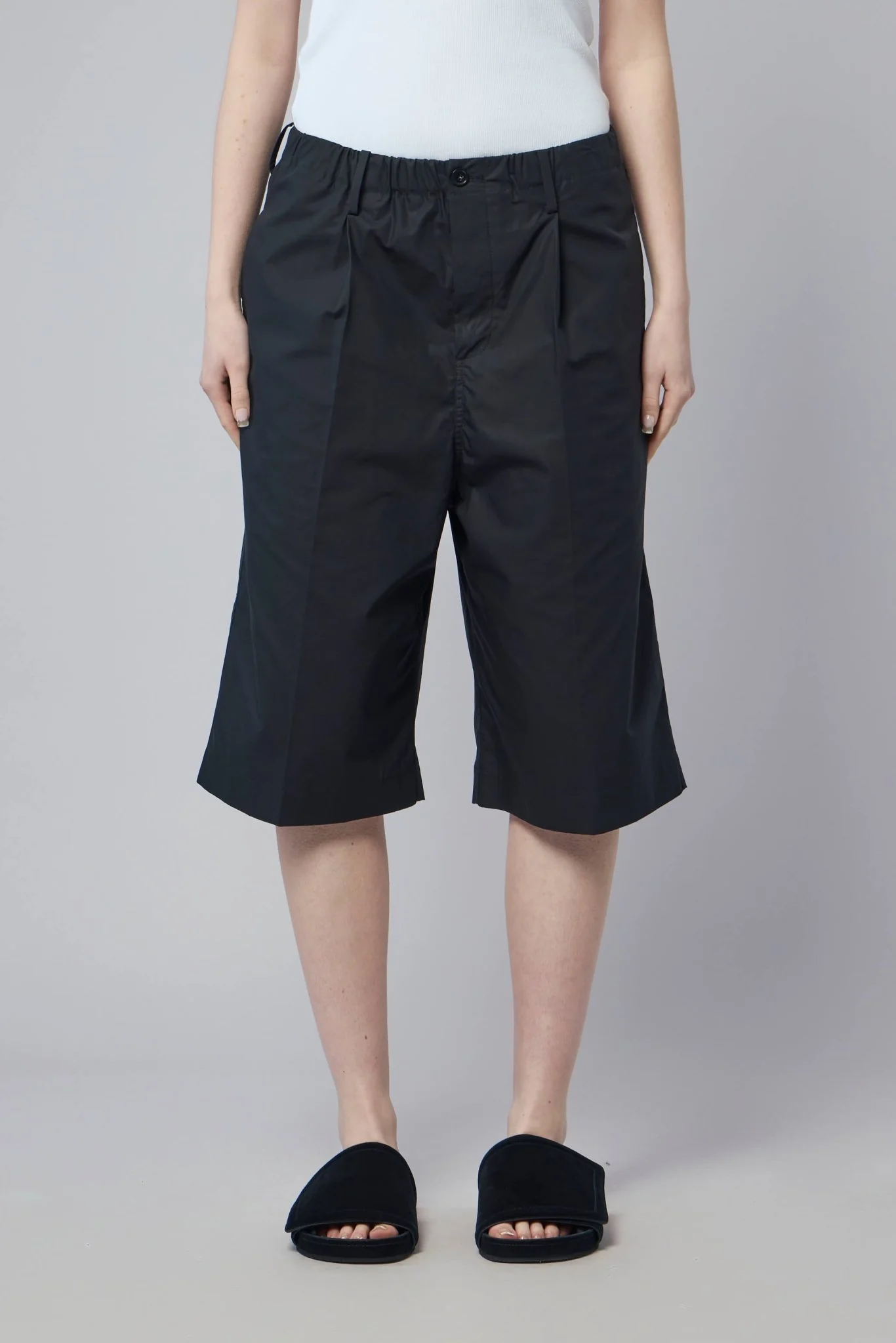 Peb Short Pegged Pant - Image 2
