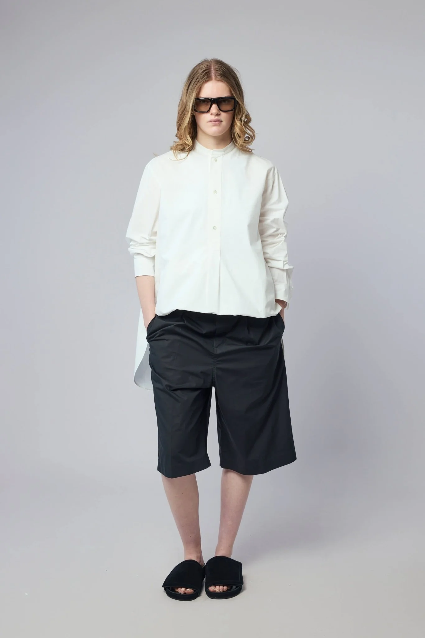 Peb Short Pegged Pant - Image 6
