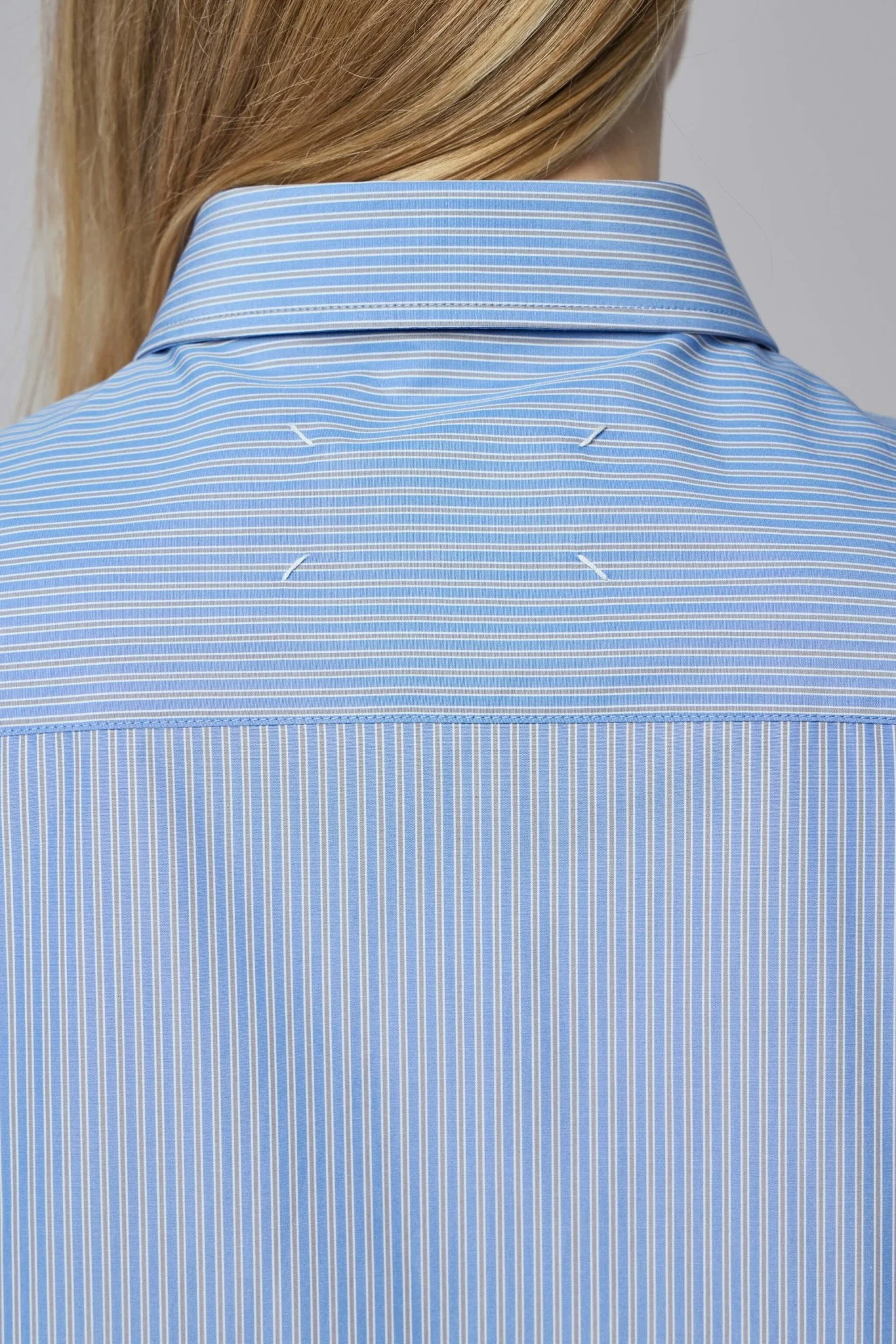 Short-sleeved Pinstripe Shirt - Image 5