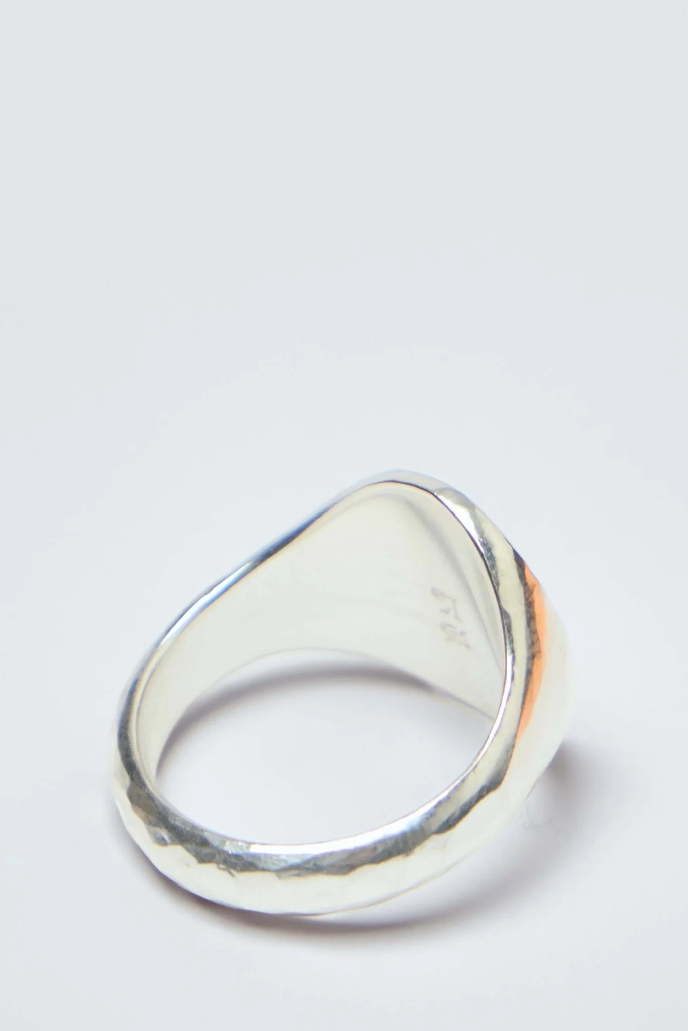 Signet Ring Oval Hammered - Image 2