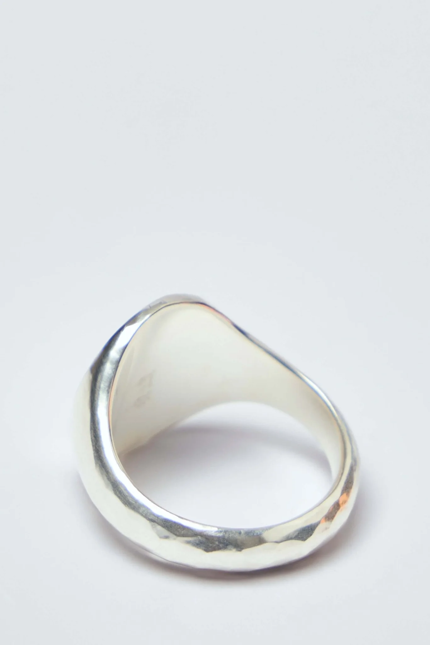 Signet Ring Oval Hammered - Image 3