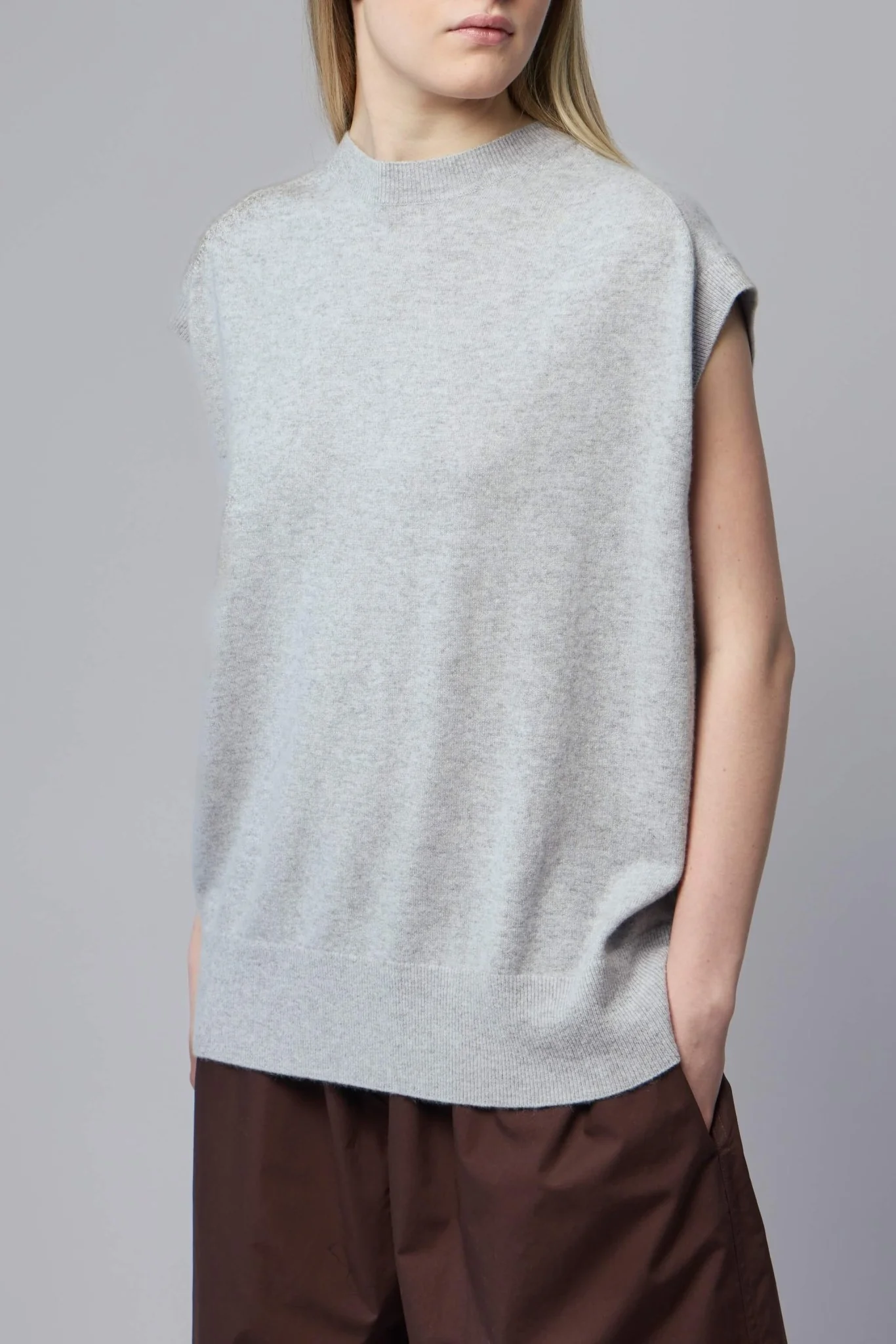 Sleeveless Pullover Crewneck - Image 3