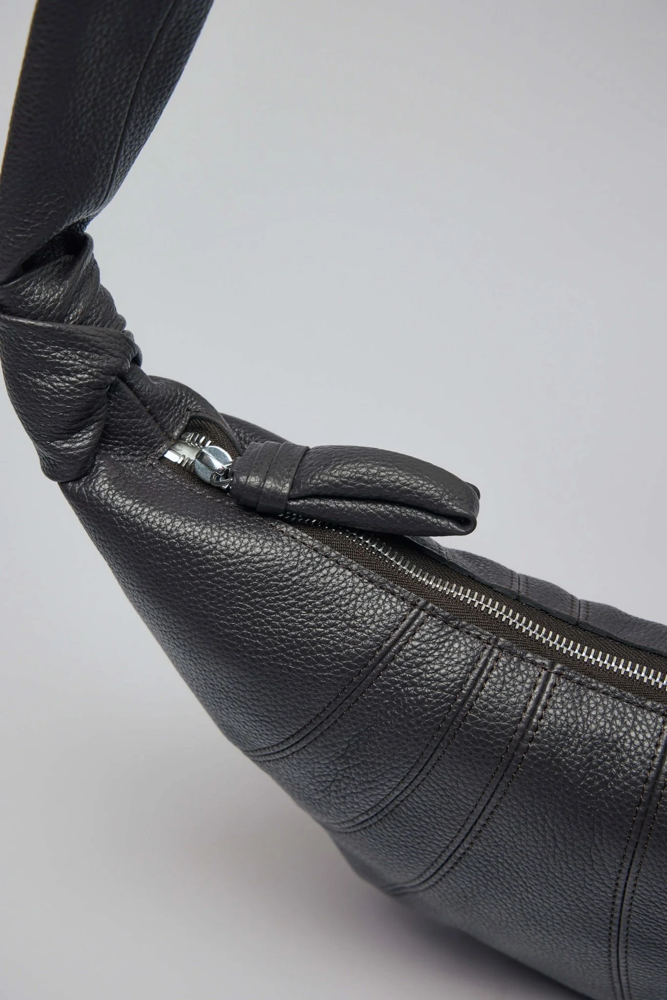 Small Croissant Bag - Image 4